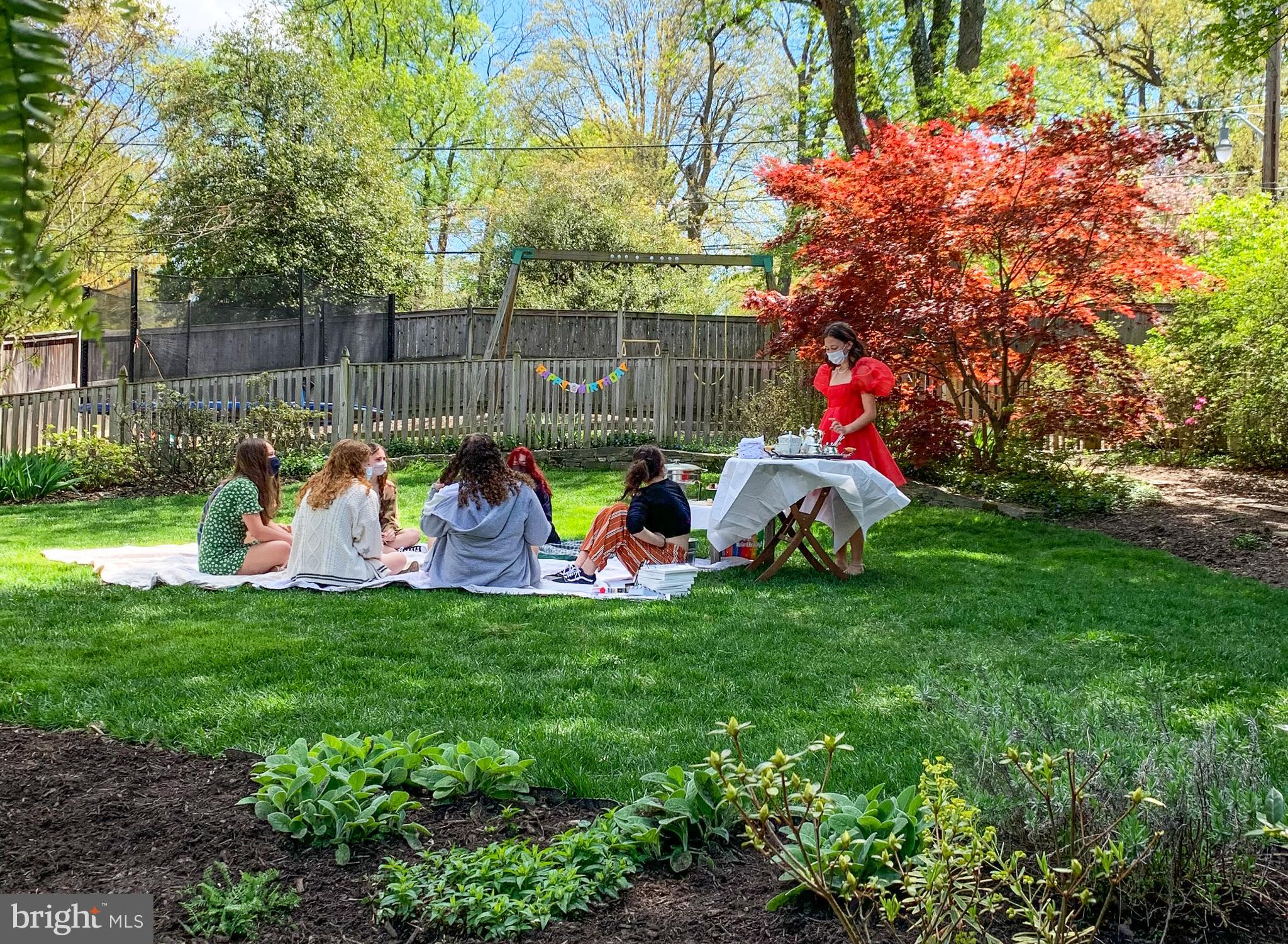 RIDGEWOOD VILLAGE - Residential Lease