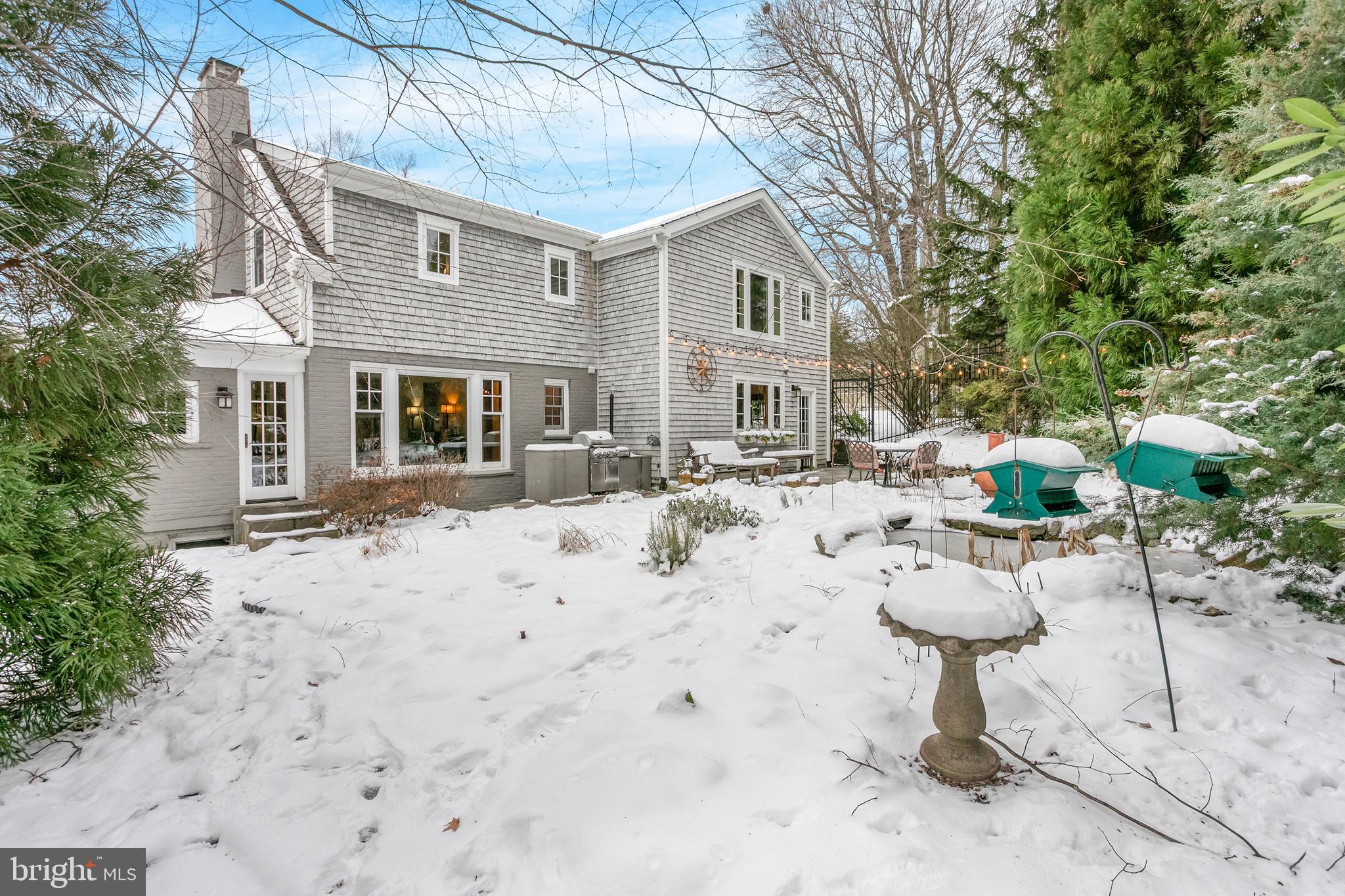 RIDGEWOOD VILLAGE - Residential Lease