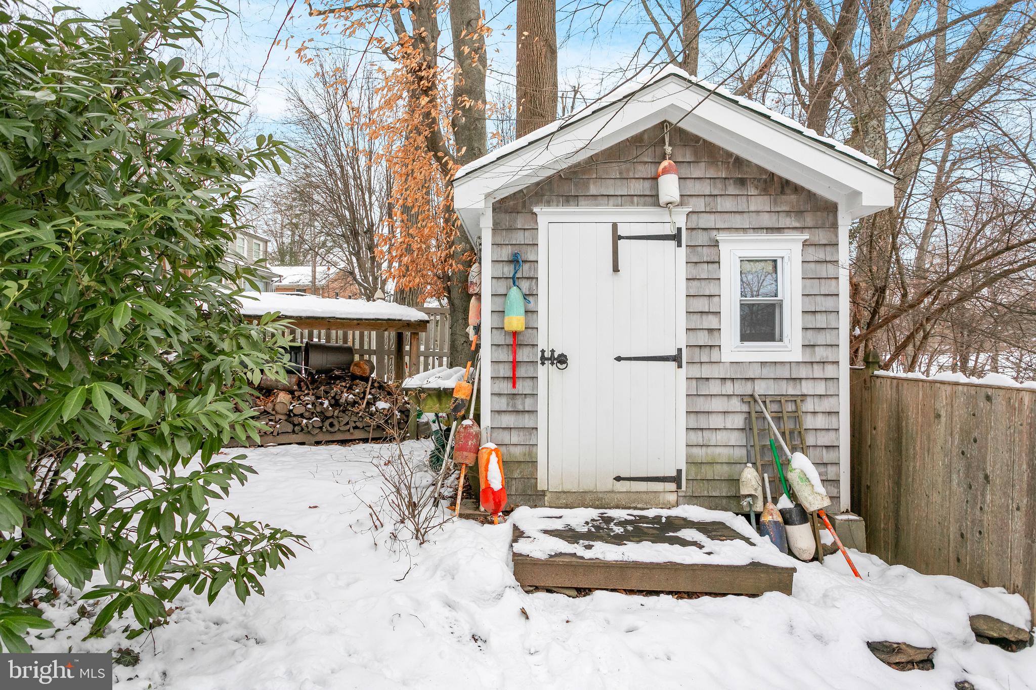 RIDGEWOOD VILLAGE - Residential Lease