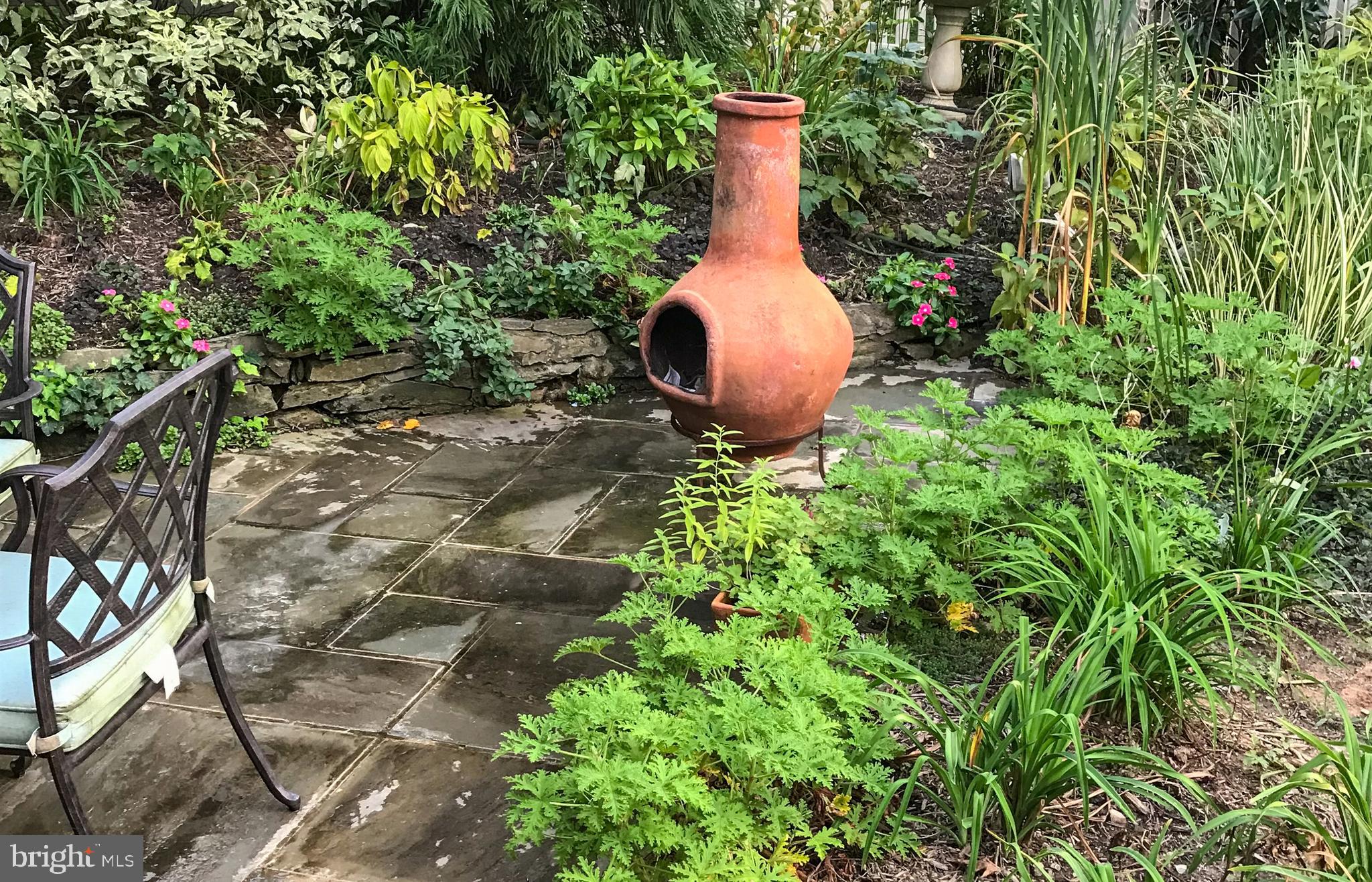 RIDGEWOOD VILLAGE - Residential Lease