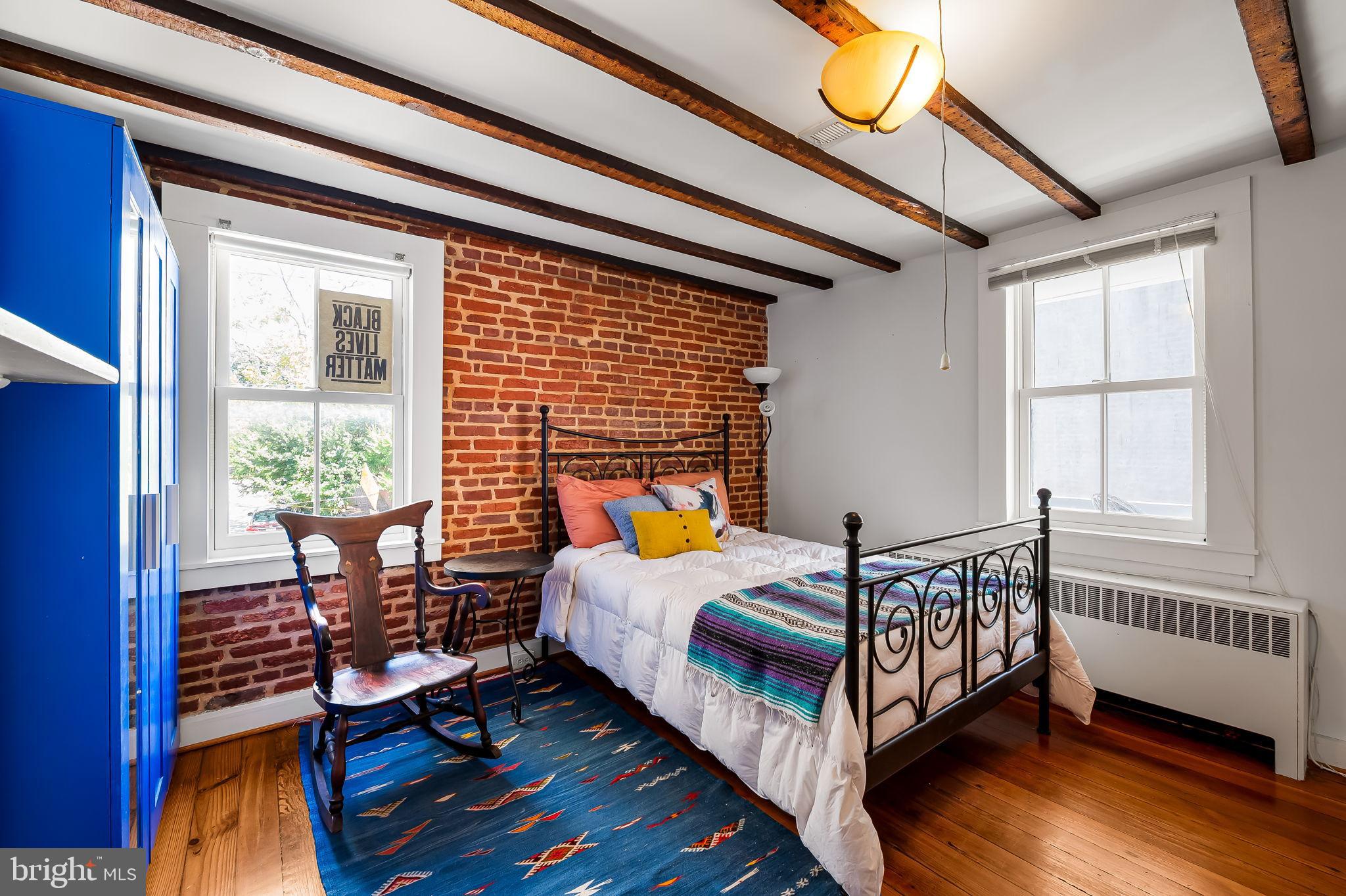 FEDERAL HILL HISTORIC DISTRICT - Residential Income