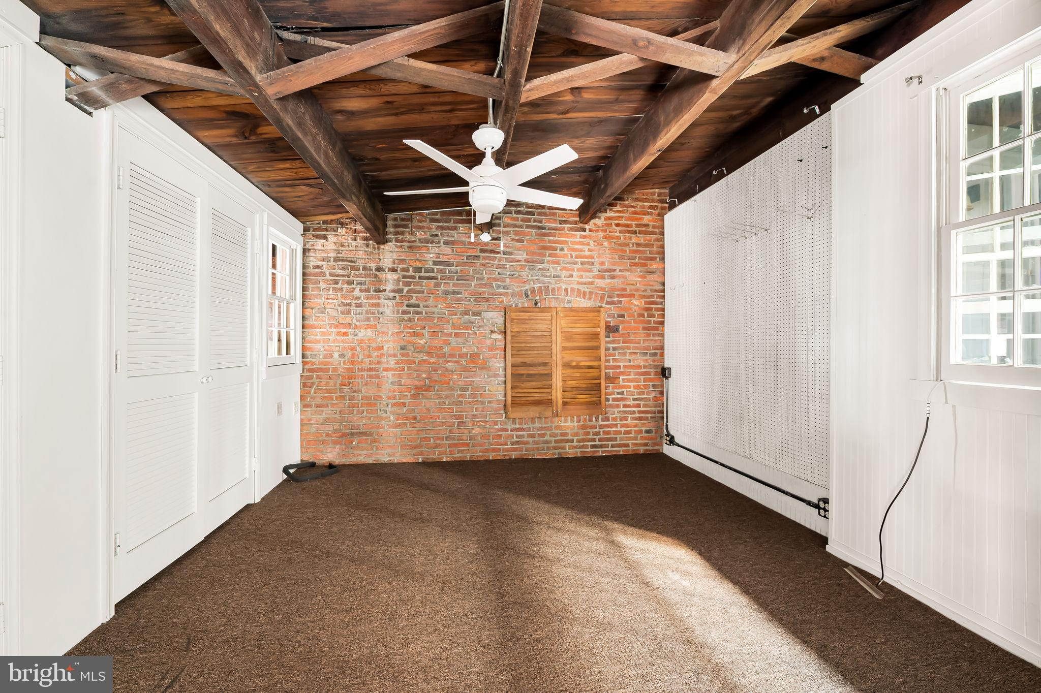 FEDERAL HILL HISTORIC DISTRICT - Residential Income
