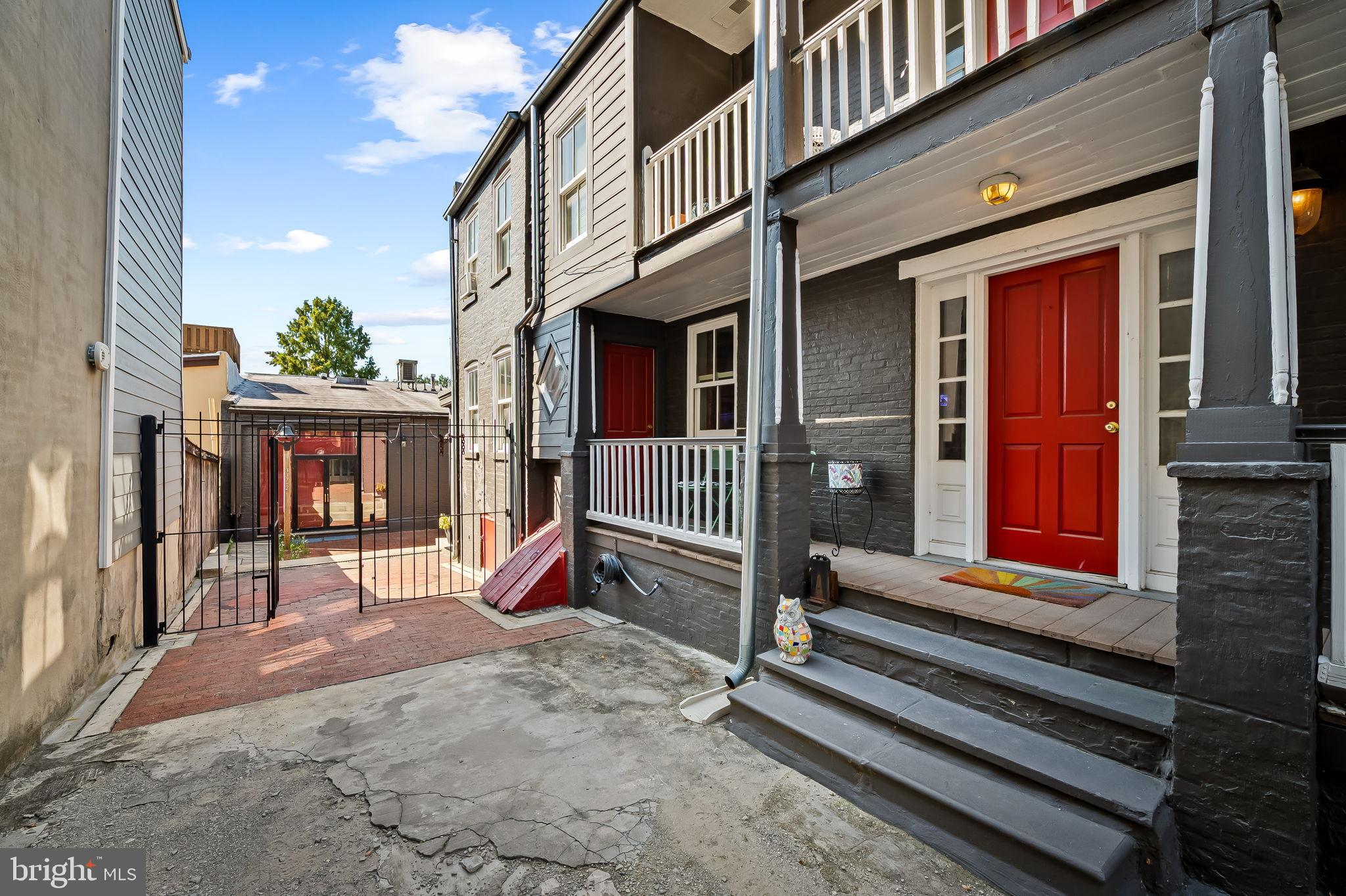FEDERAL HILL HISTORIC DISTRICT - Residential Income