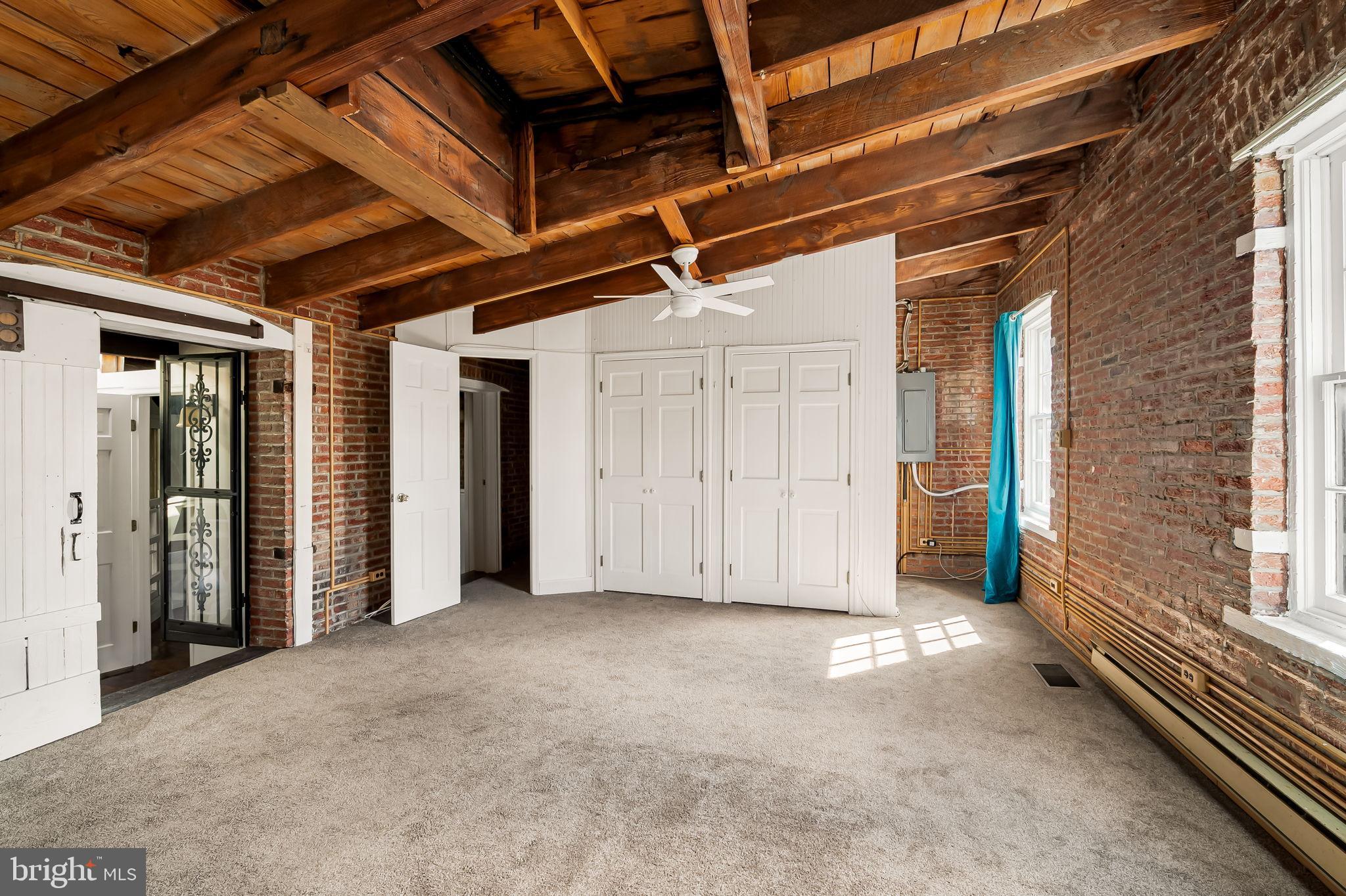 FEDERAL HILL HISTORIC DISTRICT - Residential Income
