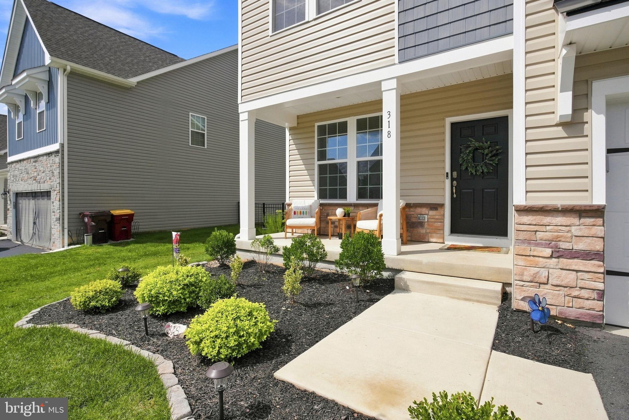 318 KNOLLWOOD DRIVE