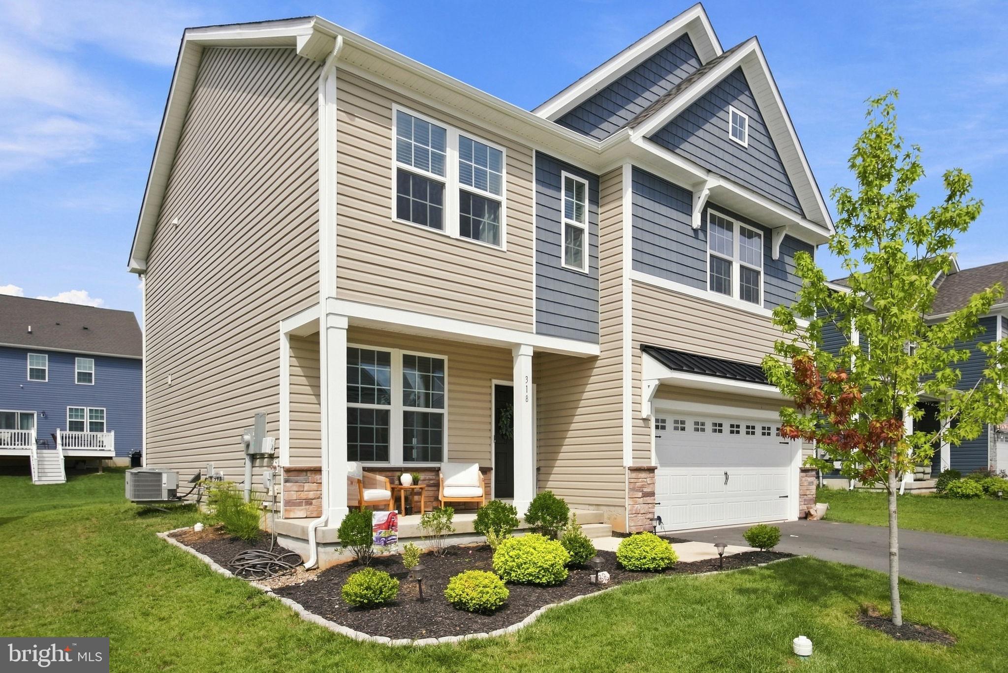 318 KNOLLWOOD DRIVE