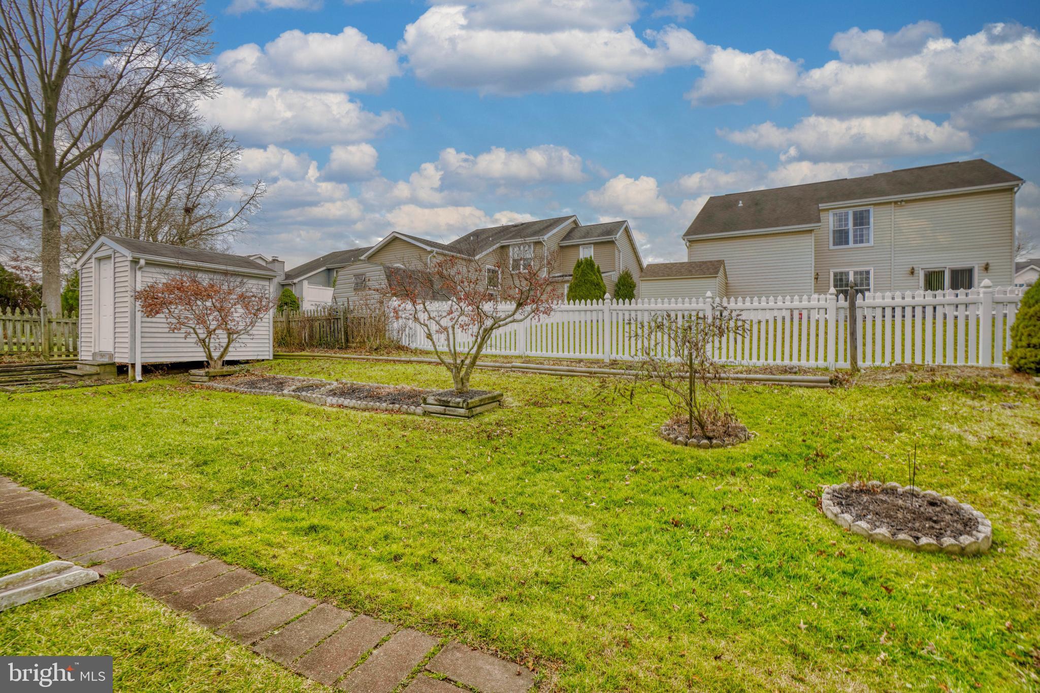 BROOKHURST - Residential