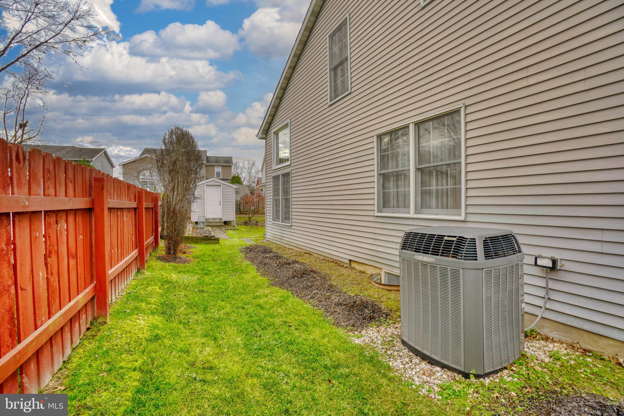 BROOKHURST - Residential