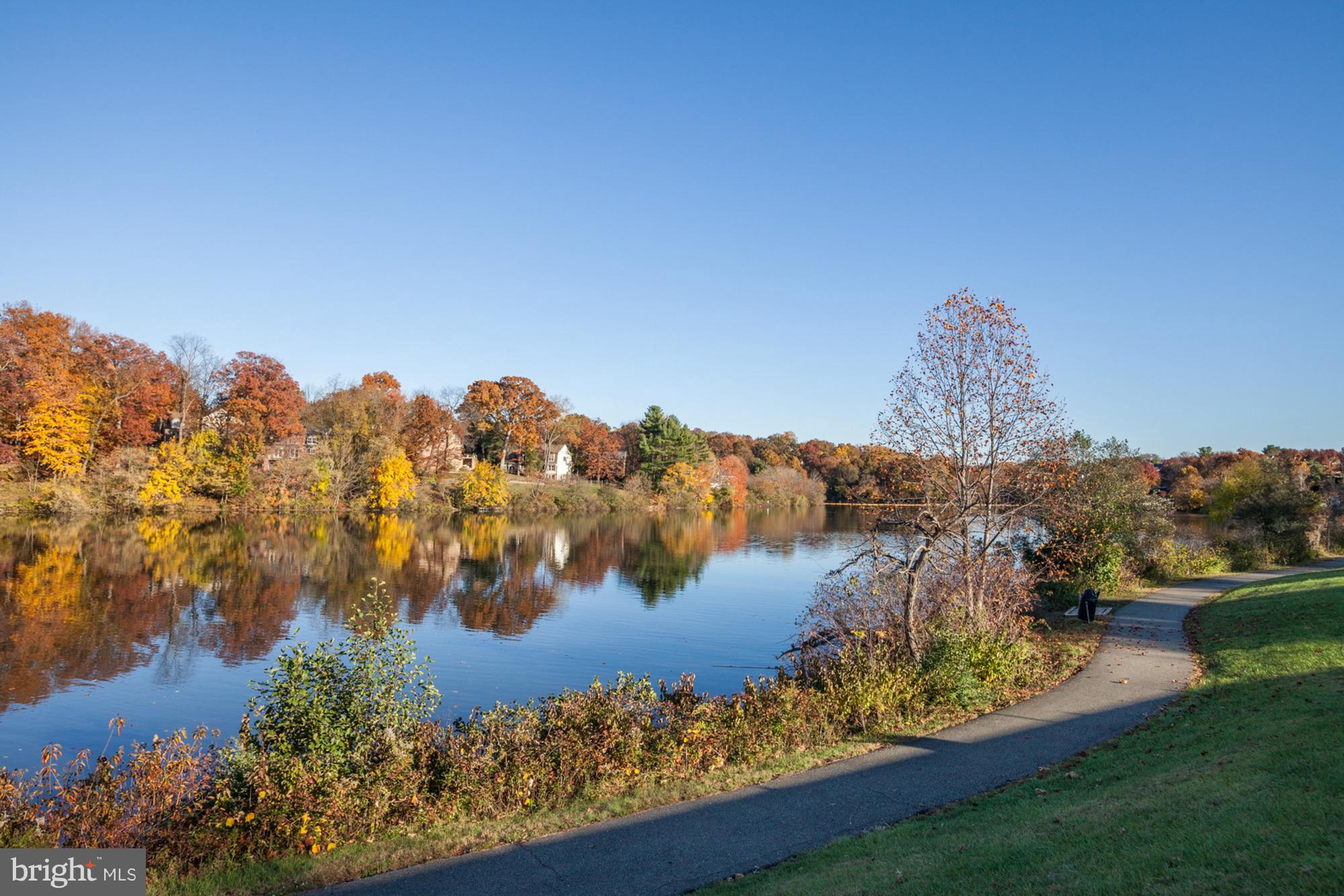 THOMAS CHOICE GARDENS - Residential
