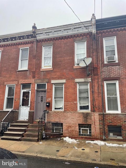 Townhouse For Sale - 833 Wilder Street<br/> PHILADELPHIA, PA 19147