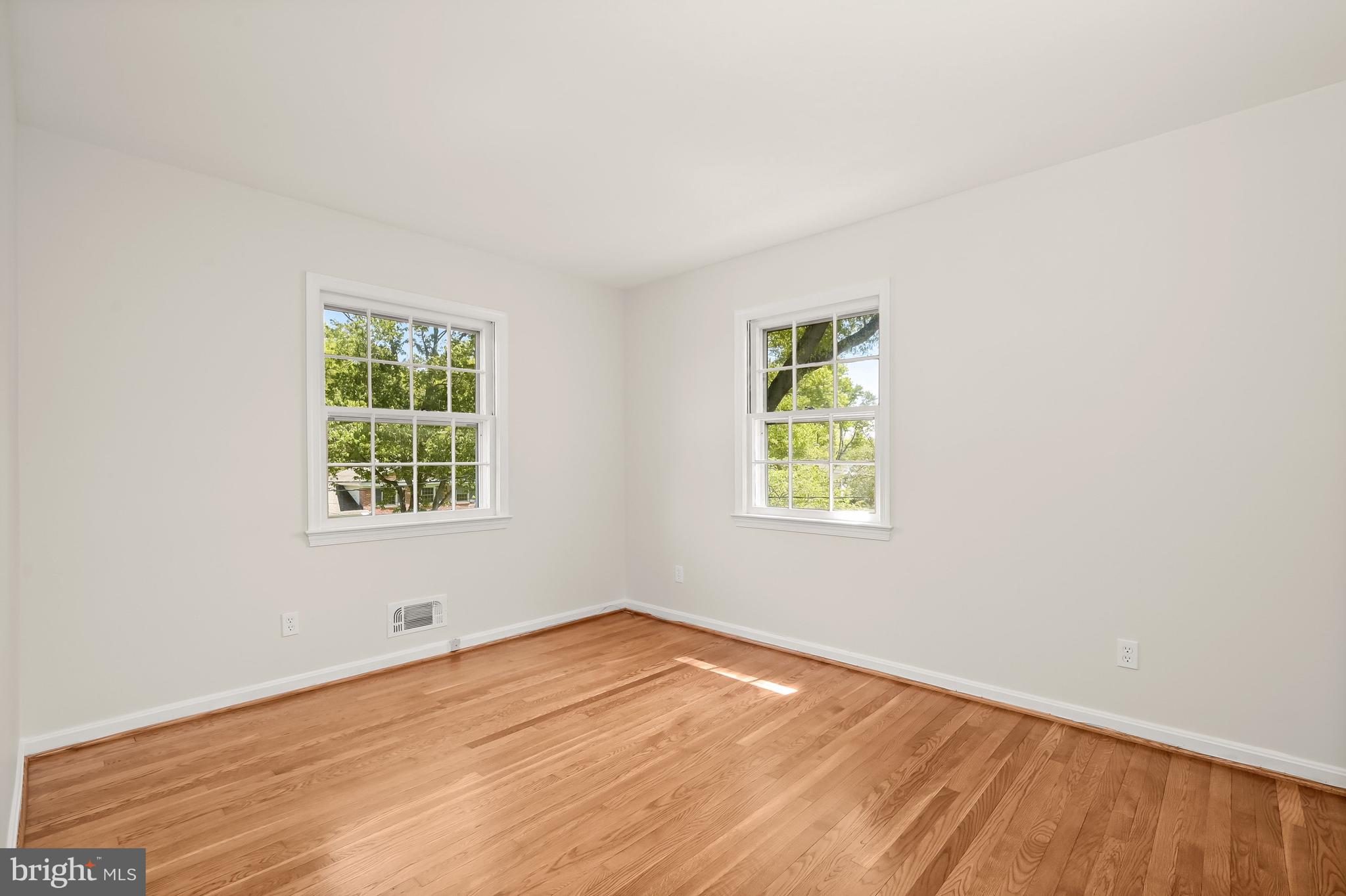 OLD FARM - Residential