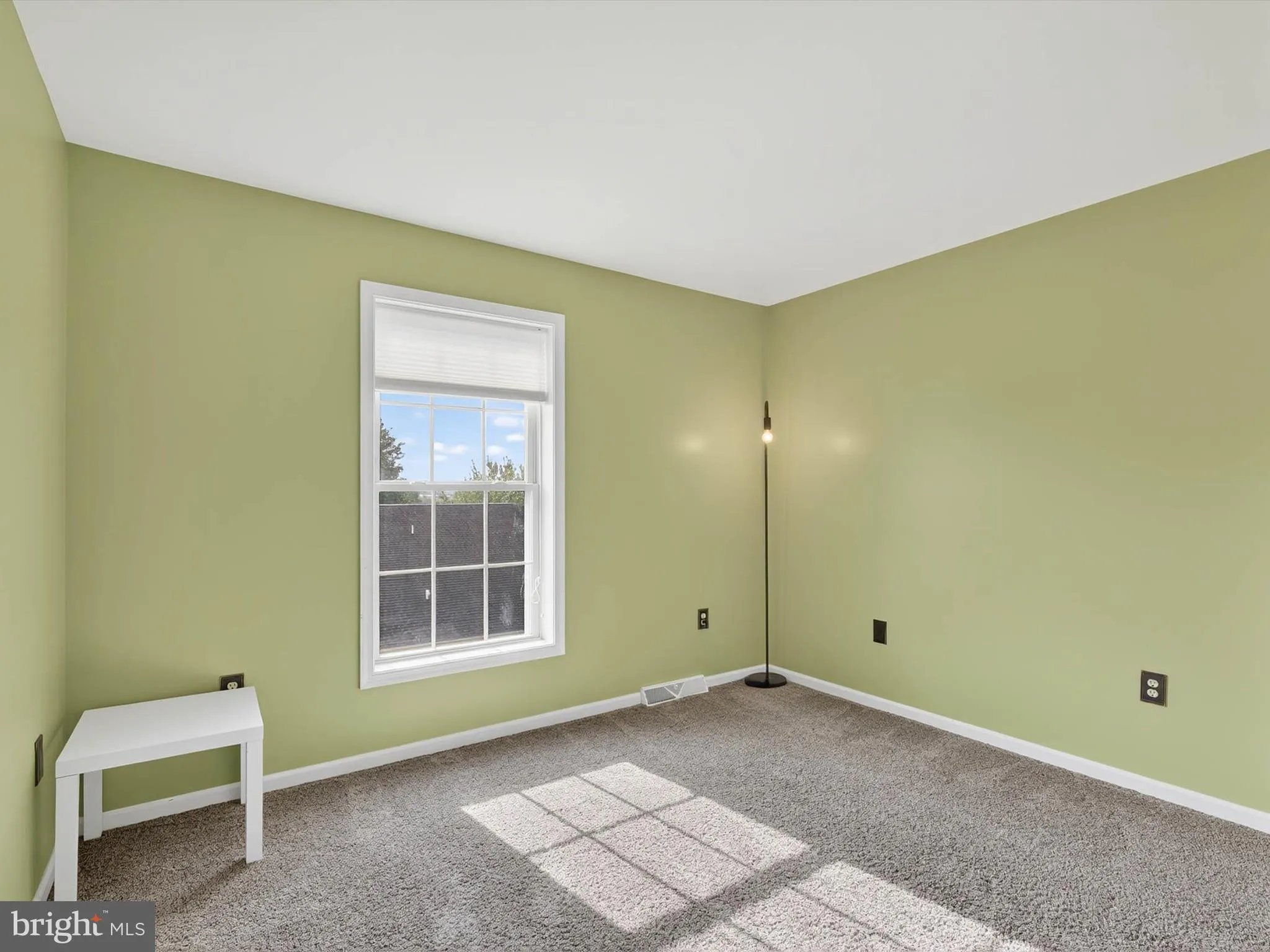 Ephrata, Pennsylvania 17522, United States, 3 Bedrooms Bedrooms, ,3 BathroomsBathrooms,Residential,Pending,216979