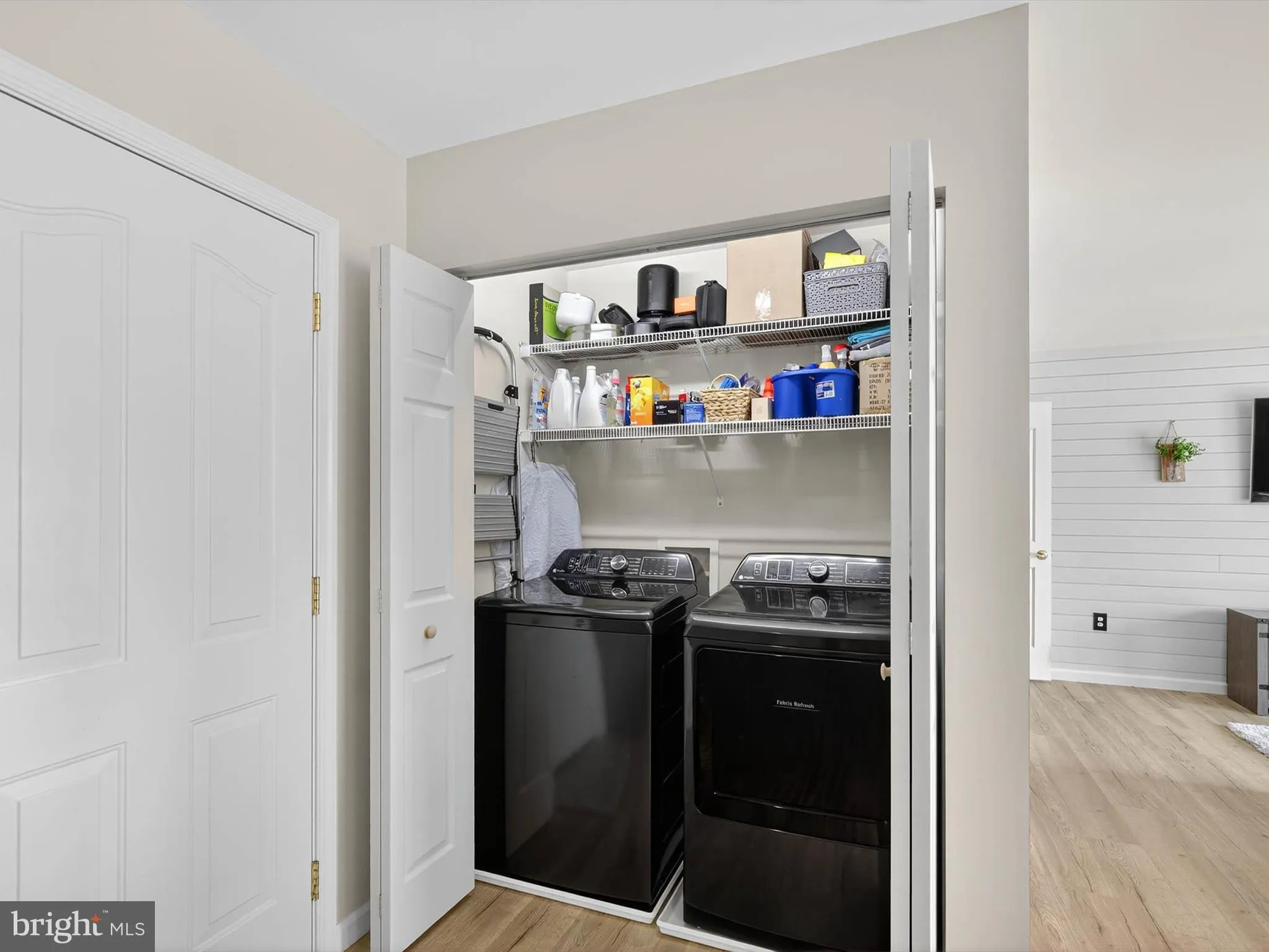 Ephrata, Pennsylvania 17522, United States, 3 Bedrooms Bedrooms, ,3 BathroomsBathrooms,Residential,Pending,216979