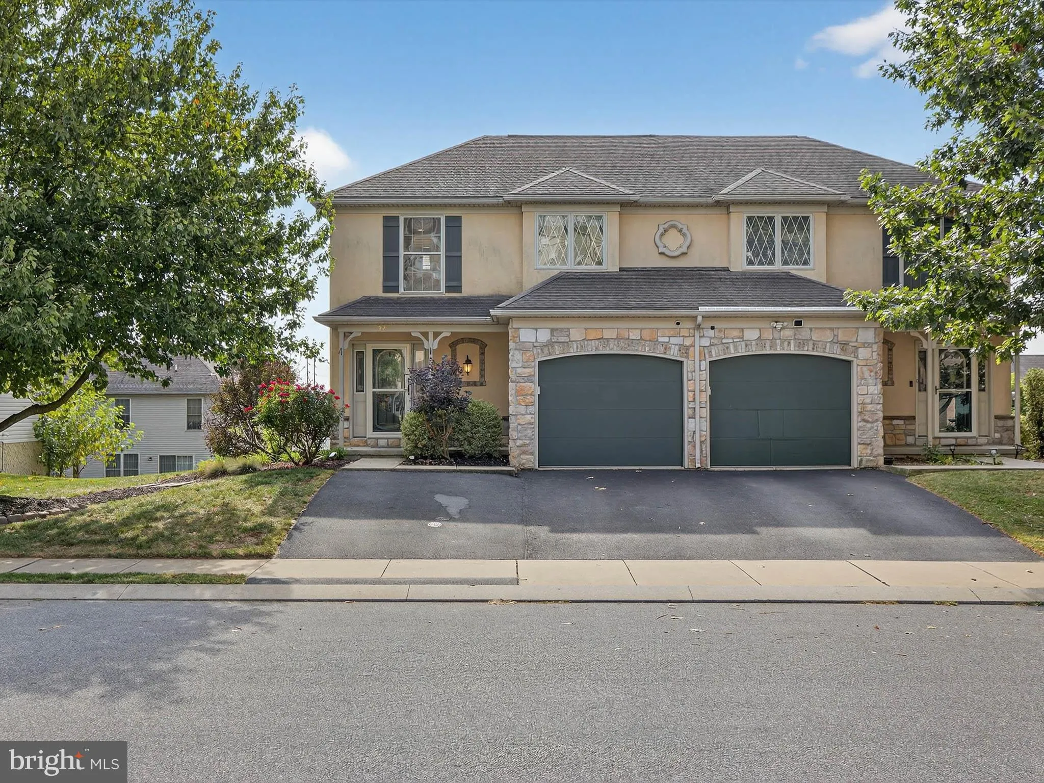 Ephrata, Pennsylvania 17522, United States, 3 Bedrooms Bedrooms, ,3 BathroomsBathrooms,Residential,Pending,216979