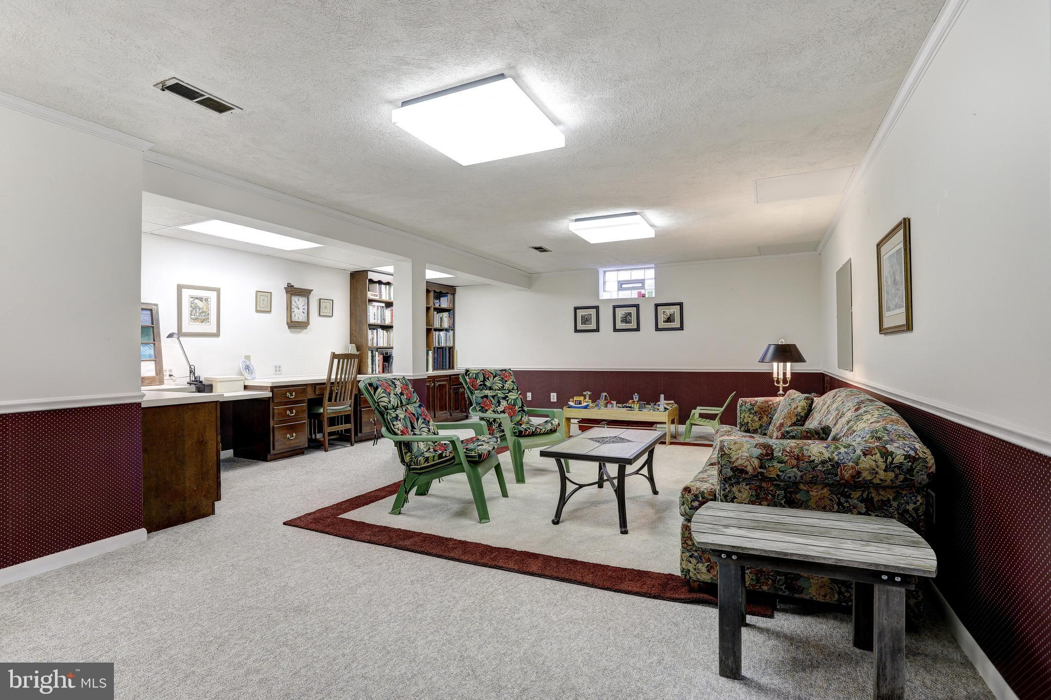 CARROLL MANOR - Residential