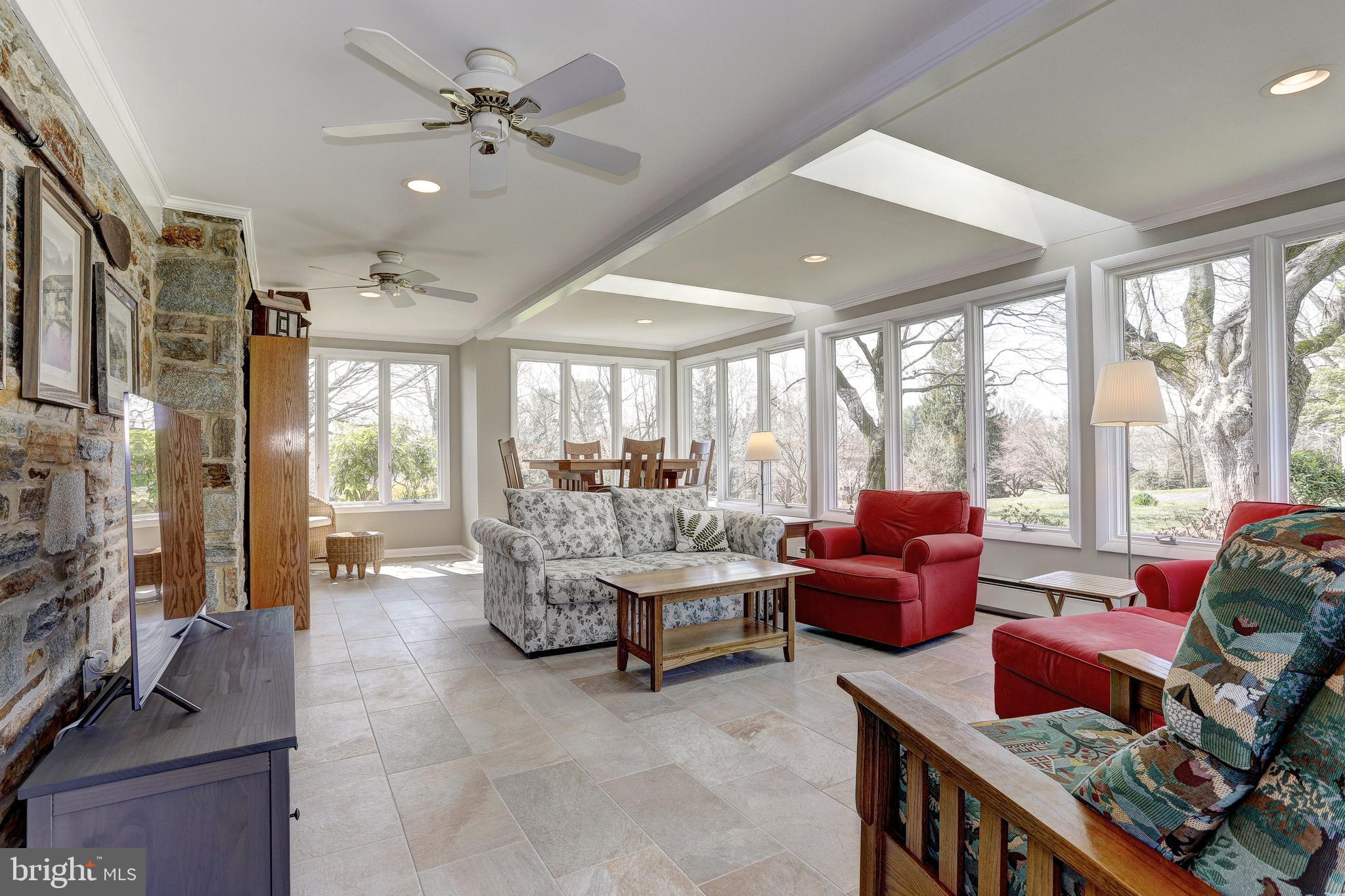 CARROLL MANOR - Residential