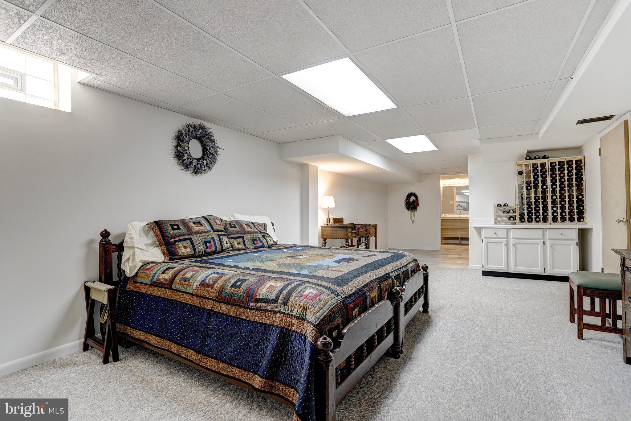 CARROLL MANOR - Residential