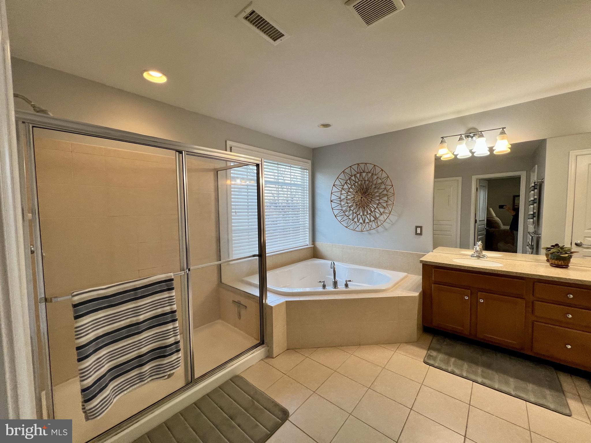 WINDSOR RIDGE - Residential