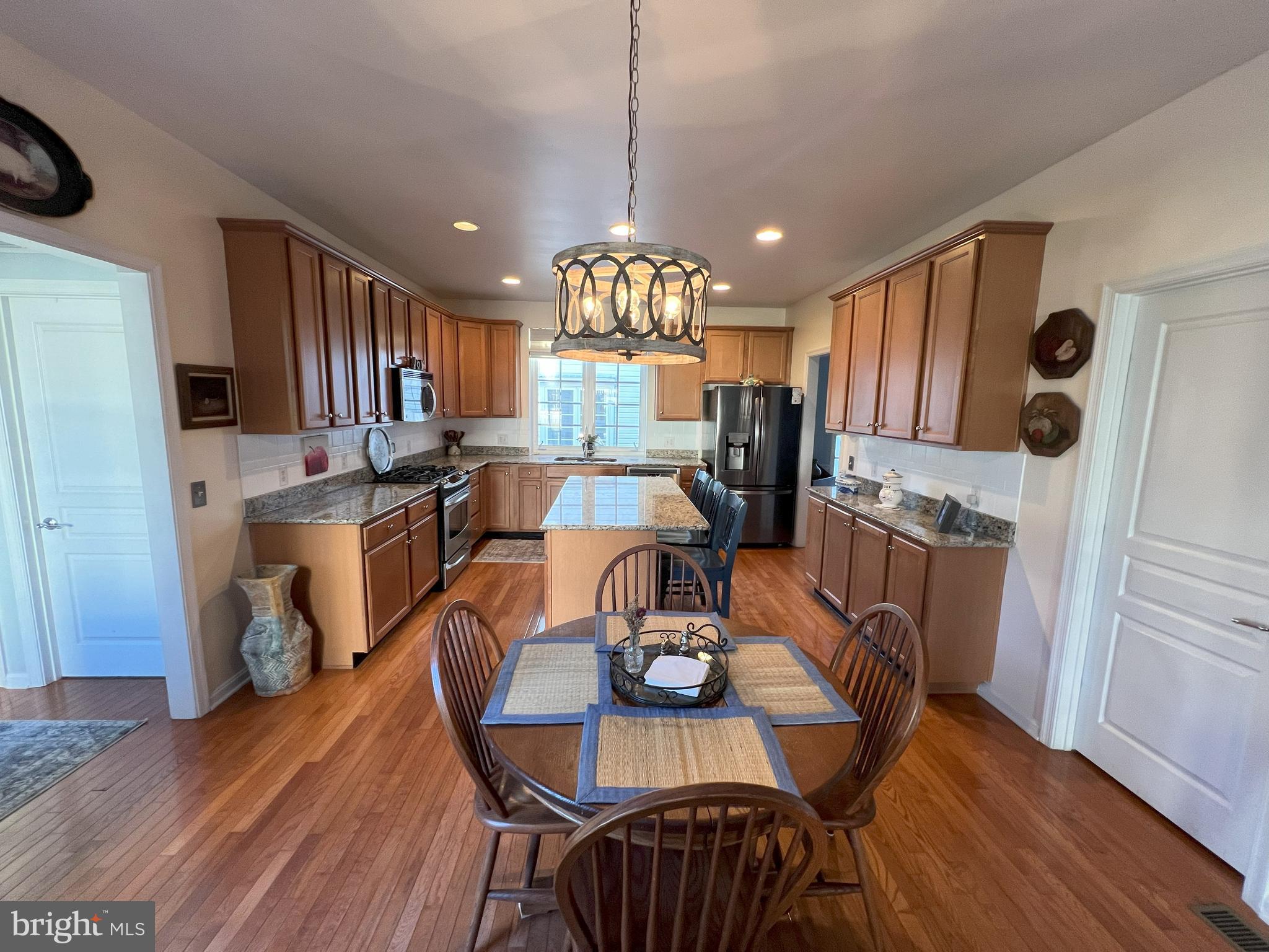 WINDSOR RIDGE - Residential