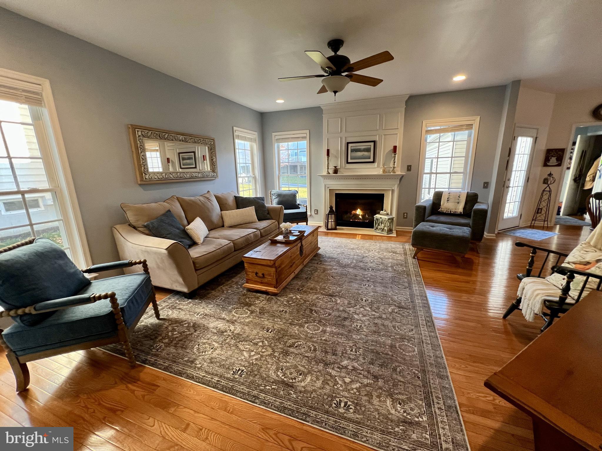 WINDSOR RIDGE - Residential