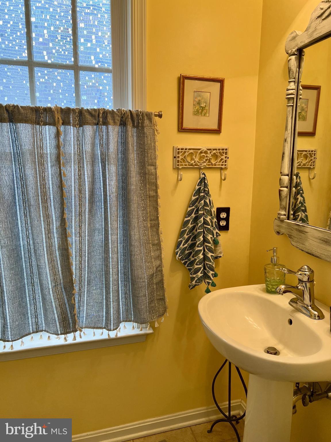 WINDSOR RIDGE - Residential