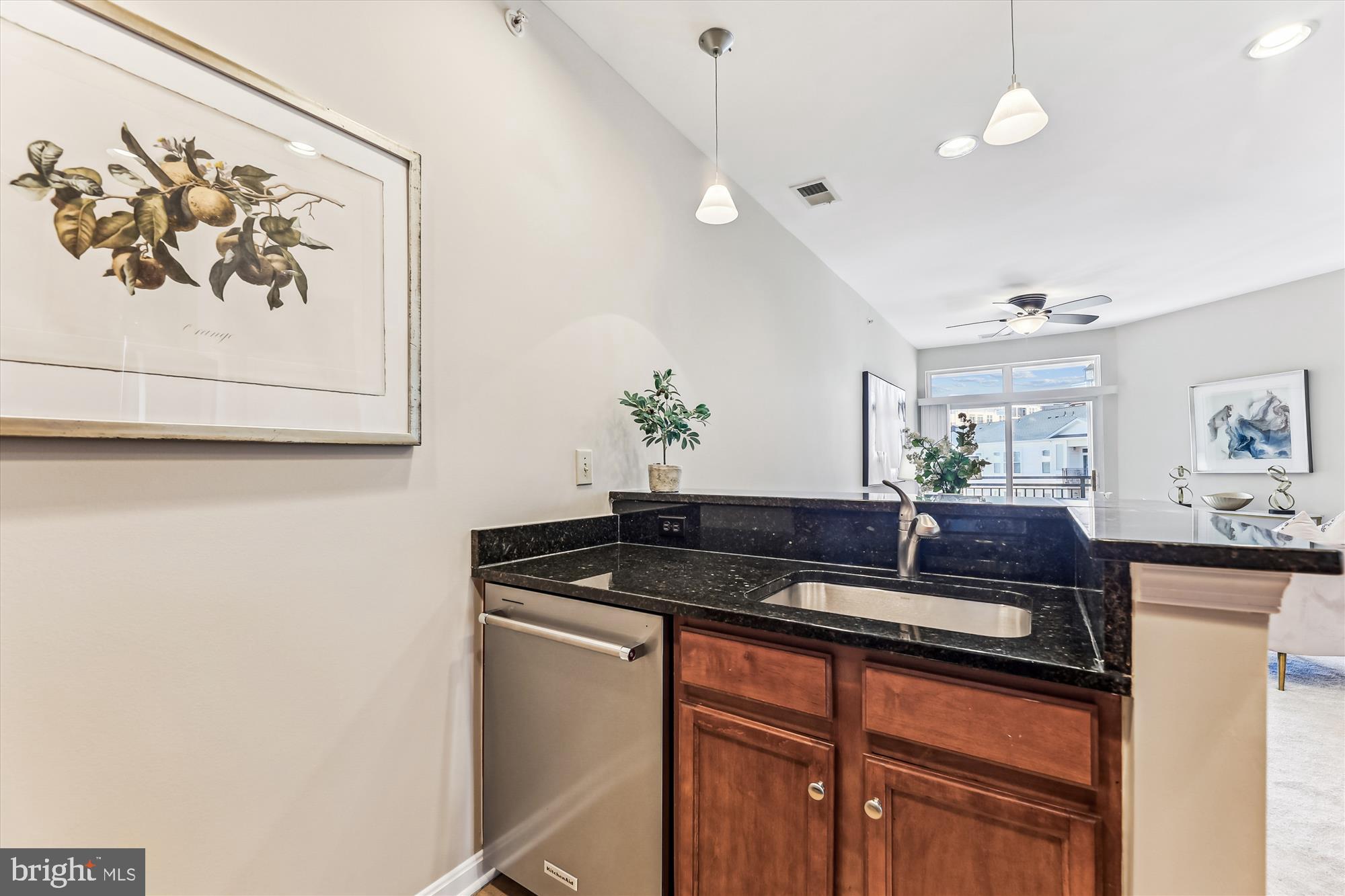 HALSTEAD AT THE METRO - Residential