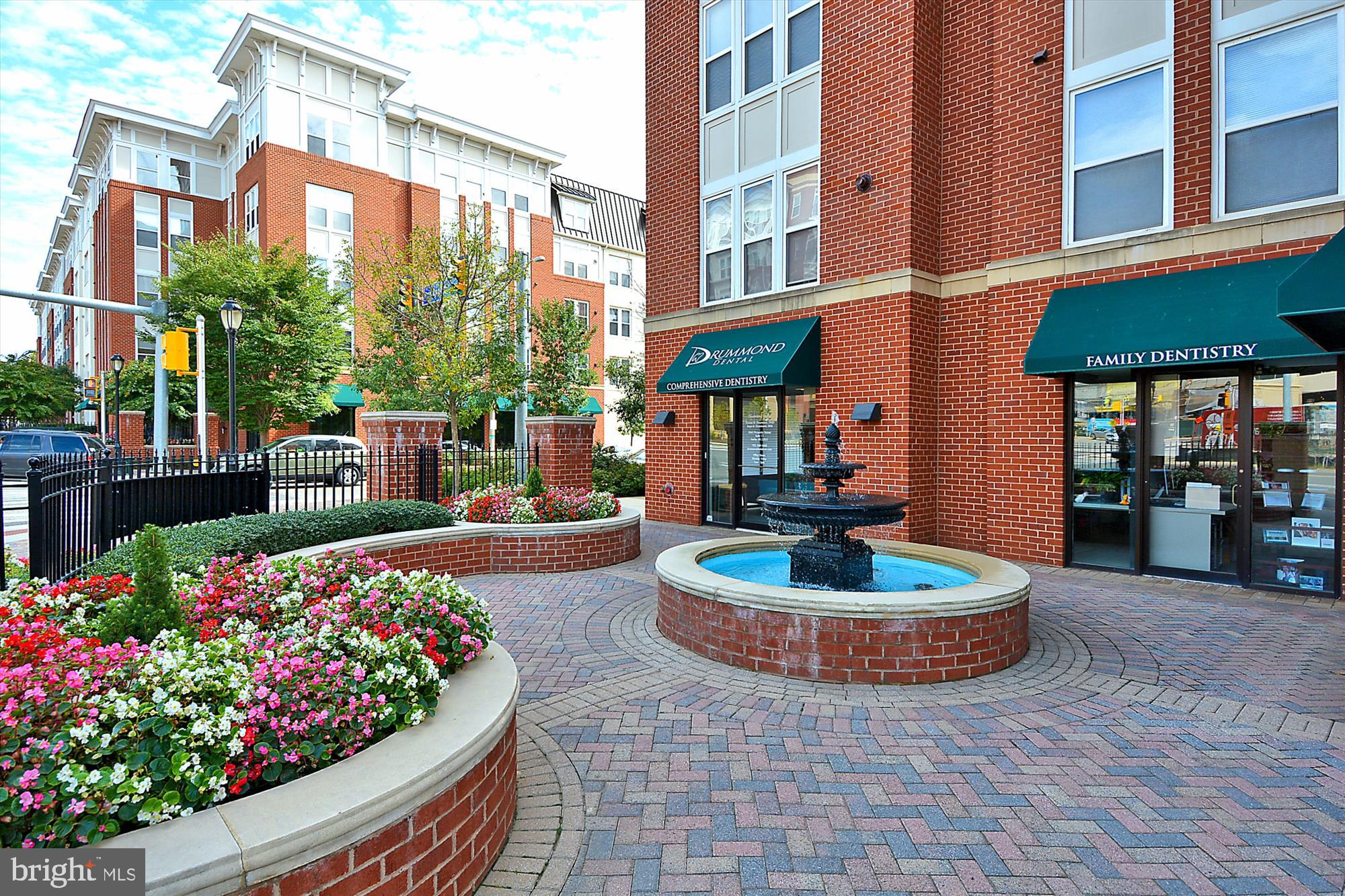 HALSTEAD AT THE METRO - Residential