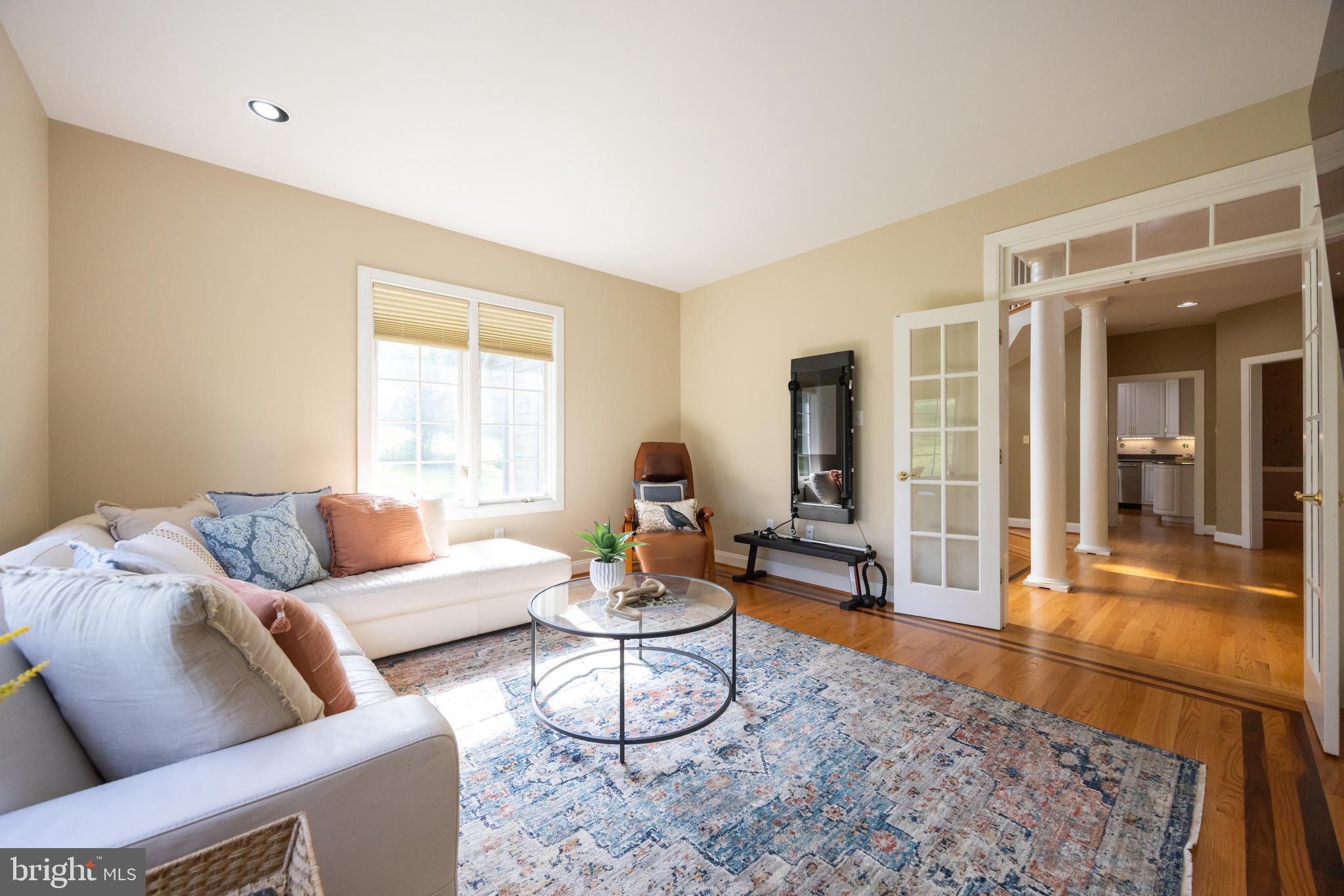 BLUE ROCK MEADOWS - Residential