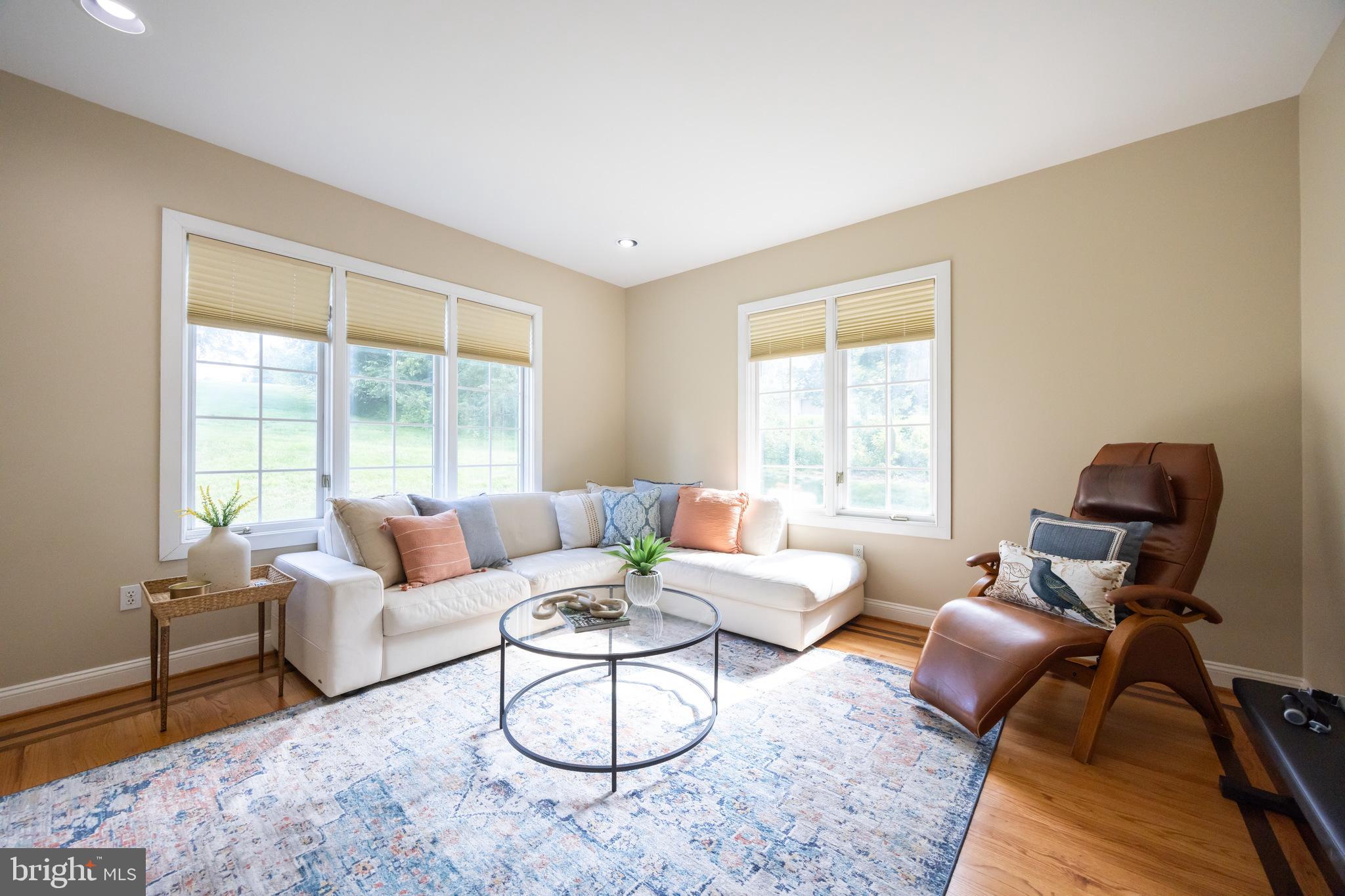 BLUE ROCK MEADOWS - Residential