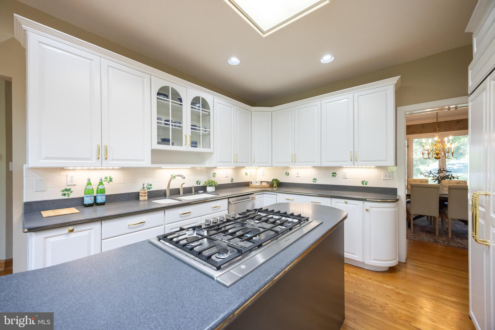 BLUE ROCK MEADOWS - Residential