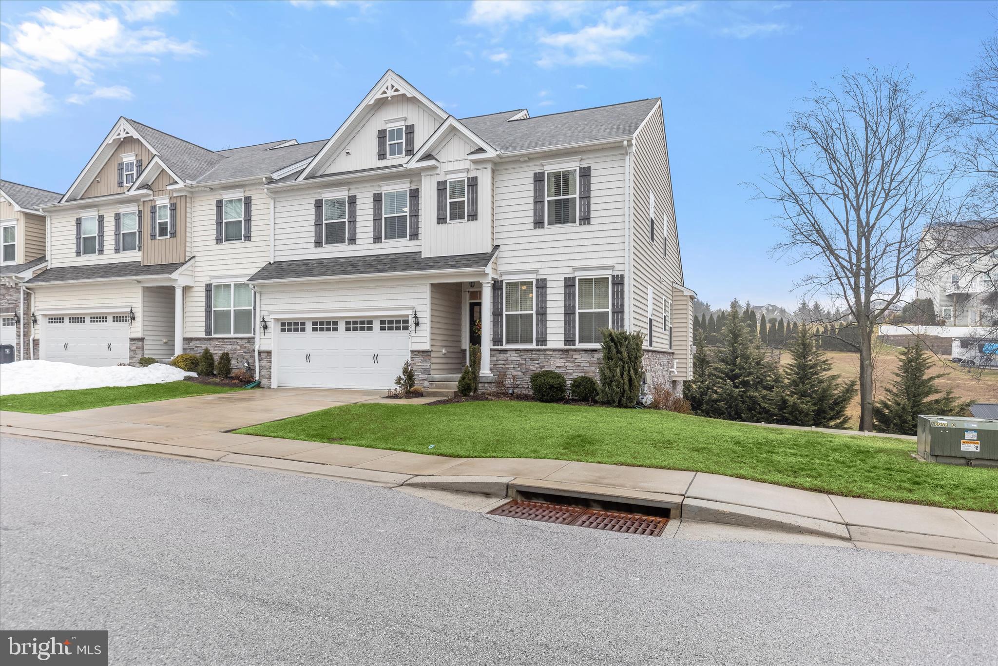 APPLE TREE ORCHARD - Residential