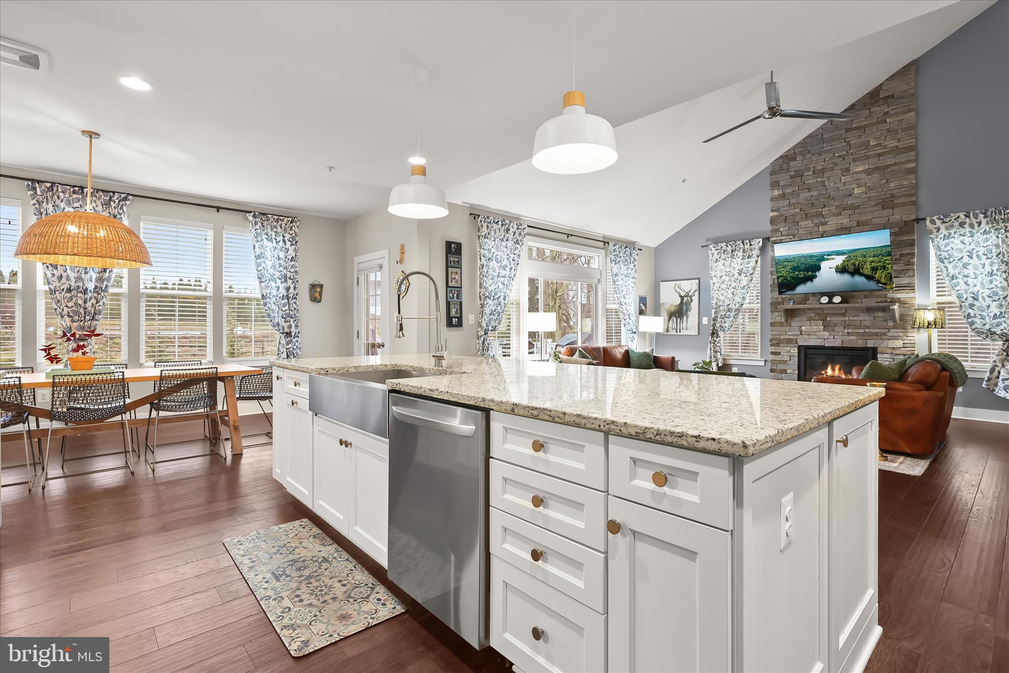 APPLE TREE ORCHARD - Residential