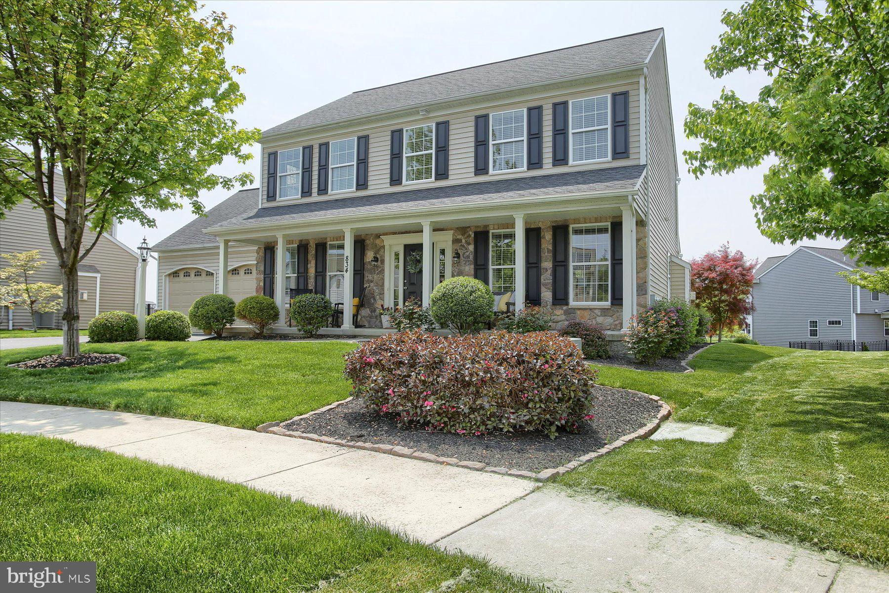 WINDING HILLS - Residential