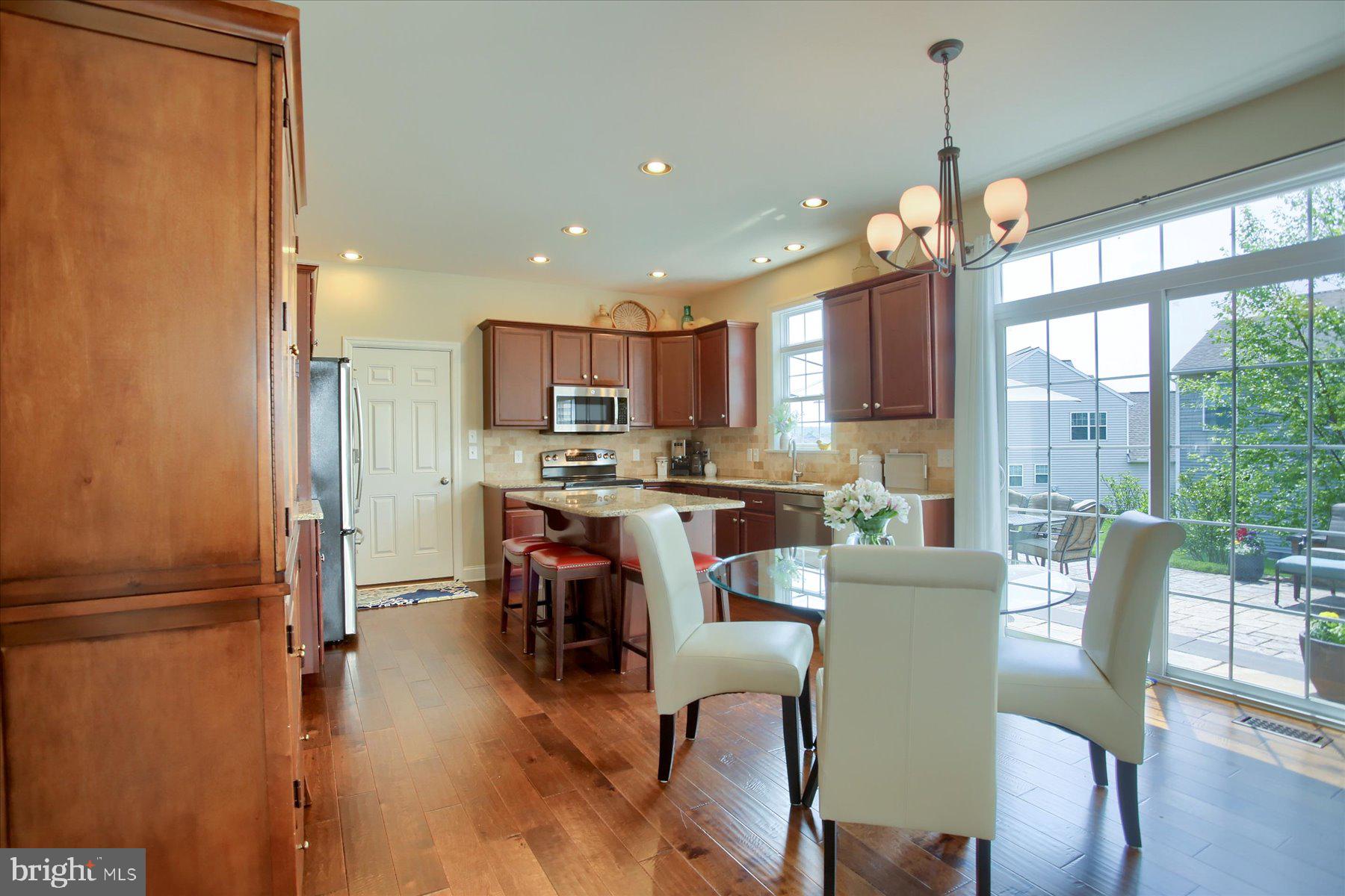 WINDING HILLS - Residential