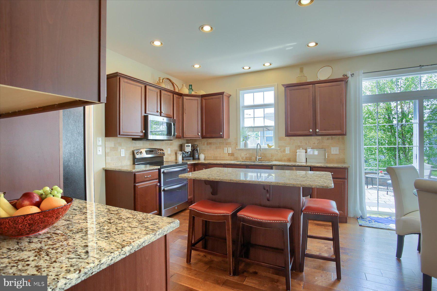 WINDING HILLS - Residential