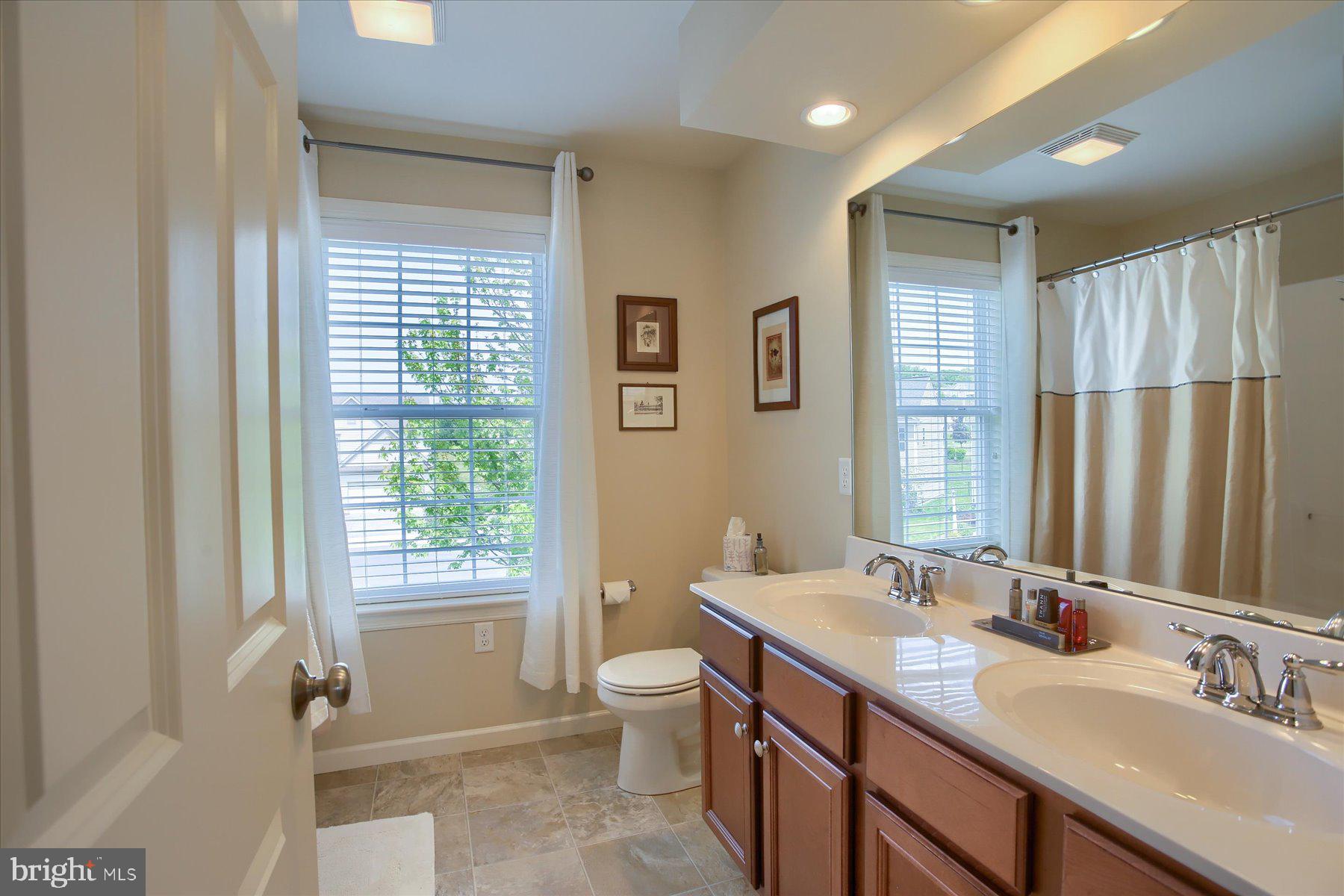 WINDING HILLS - Residential