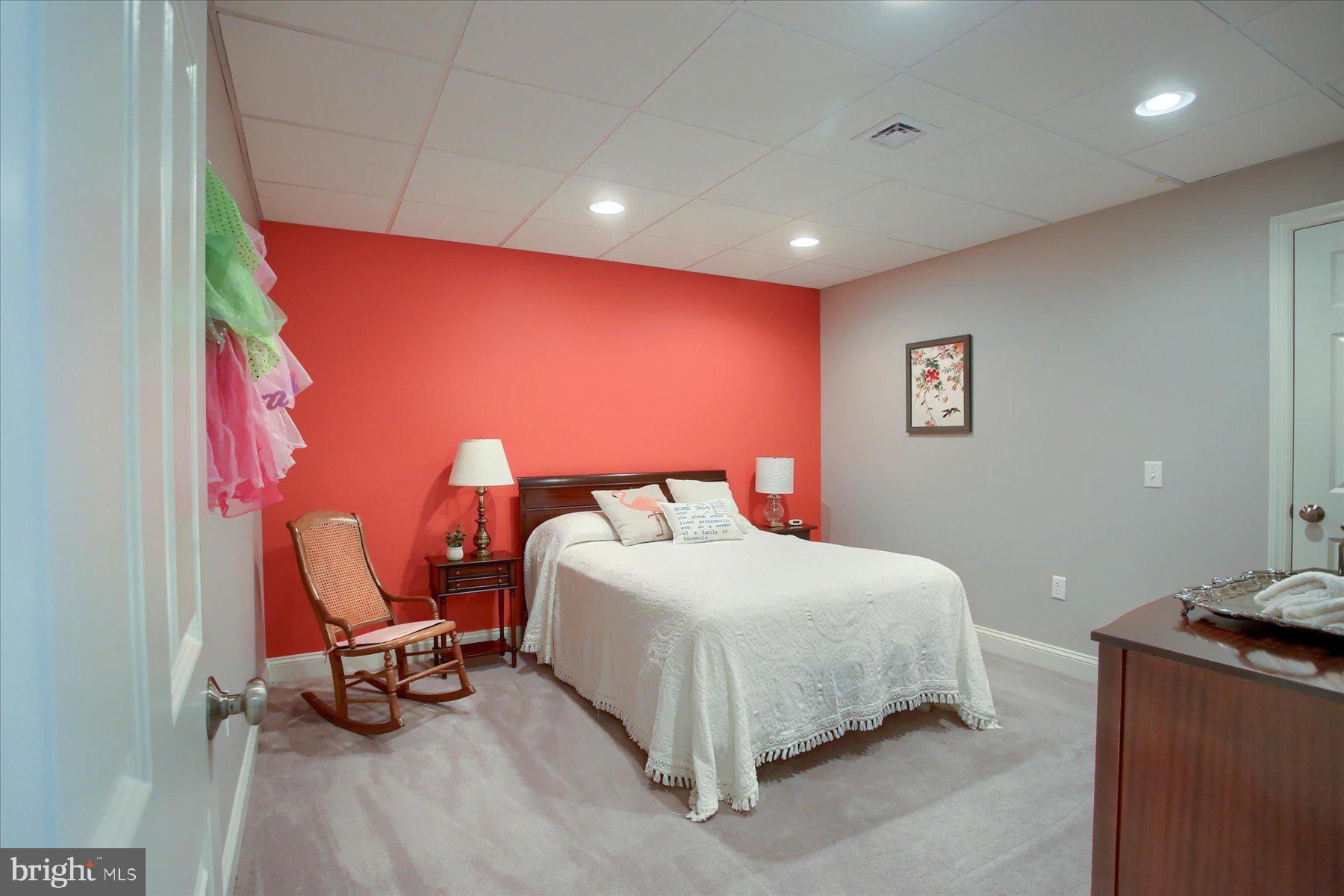 WINDING HILLS - Residential