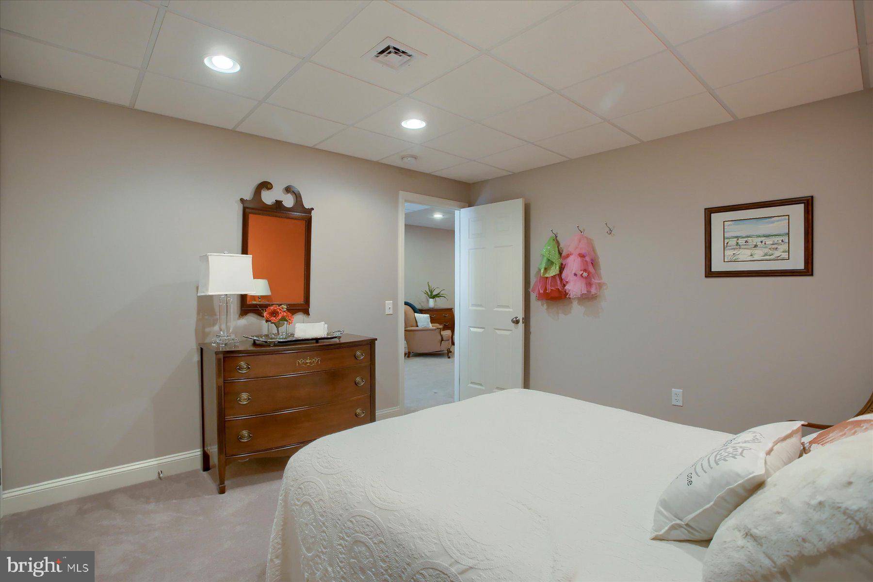 WINDING HILLS - Residential