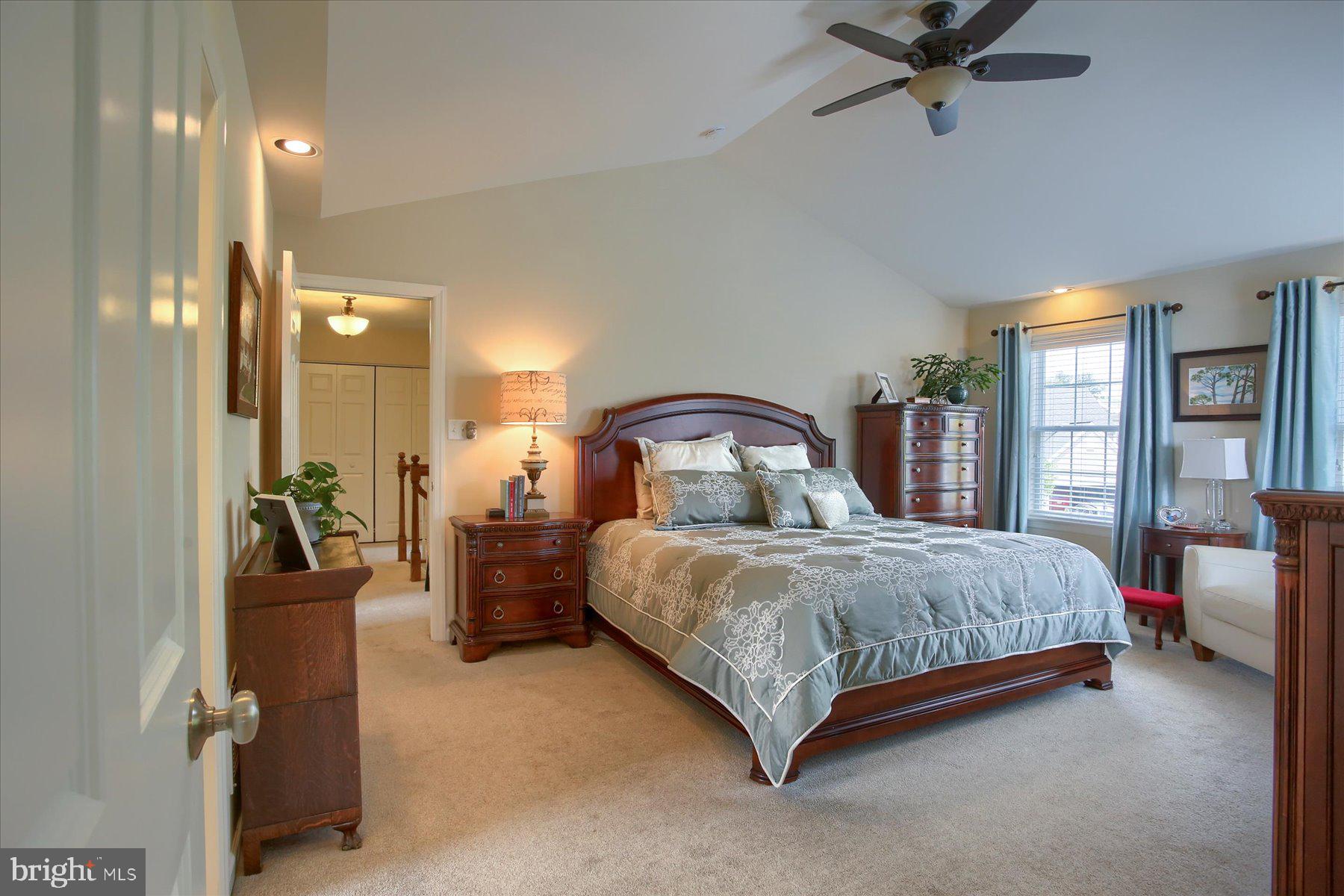 WINDING HILLS - Residential