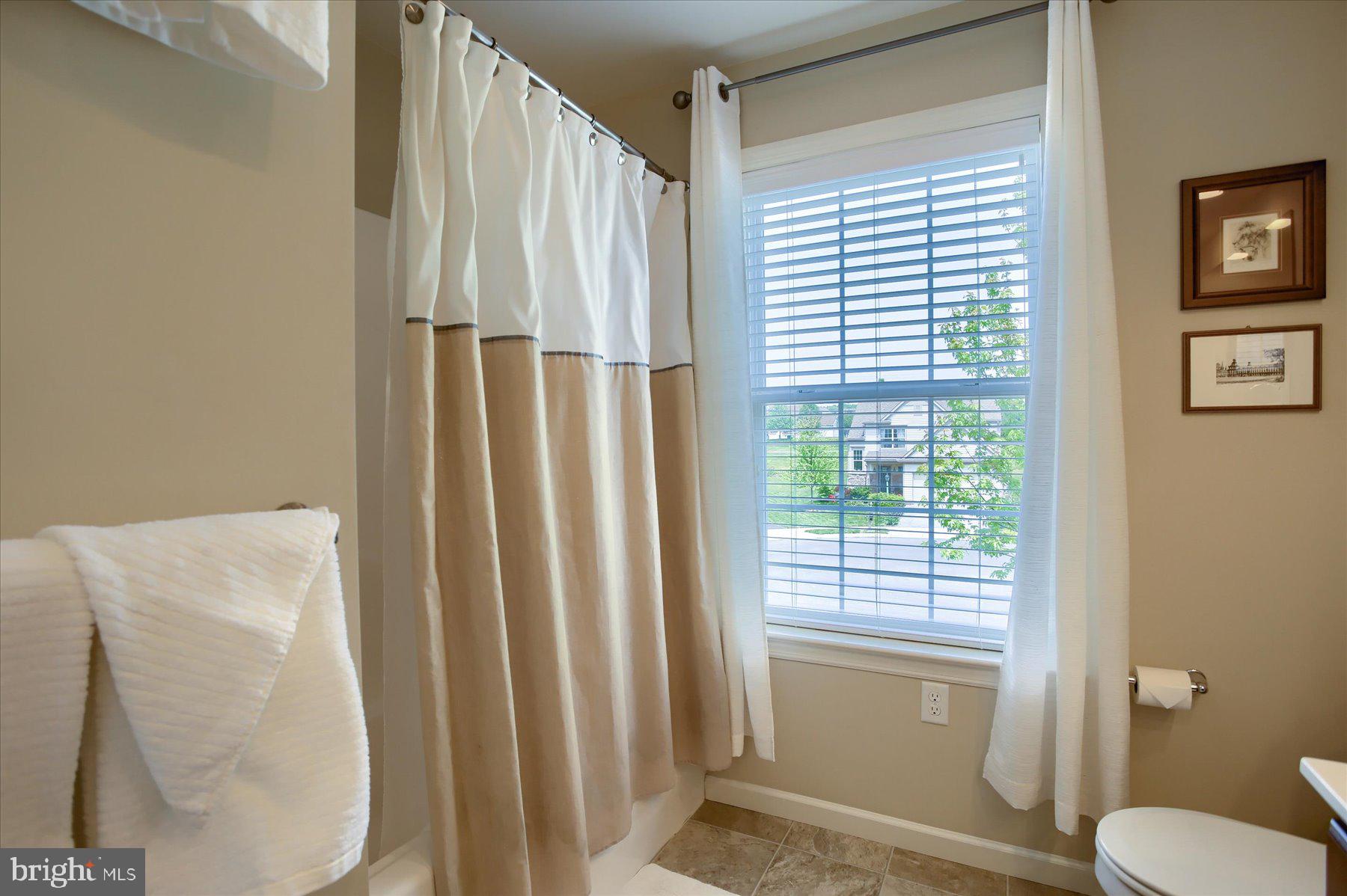 WINDING HILLS - Residential