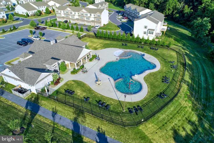 WINDING HILLS - Residential