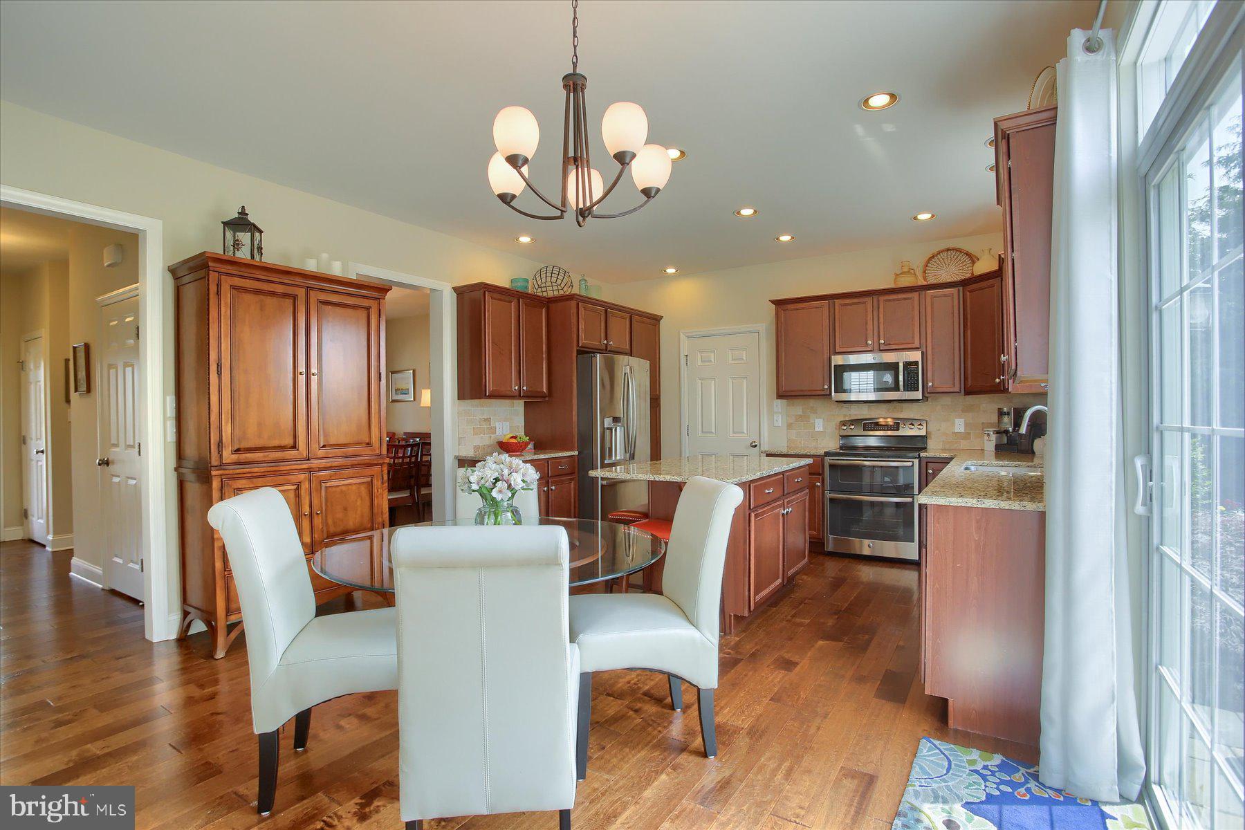 WINDING HILLS - Residential