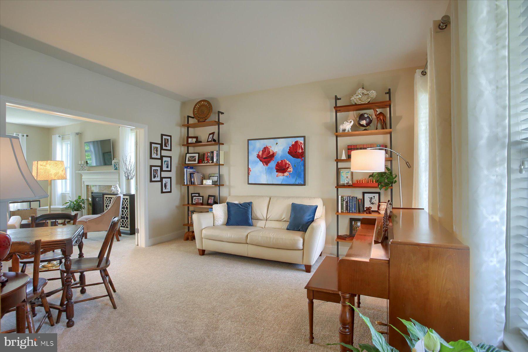 WINDING HILLS - Residential