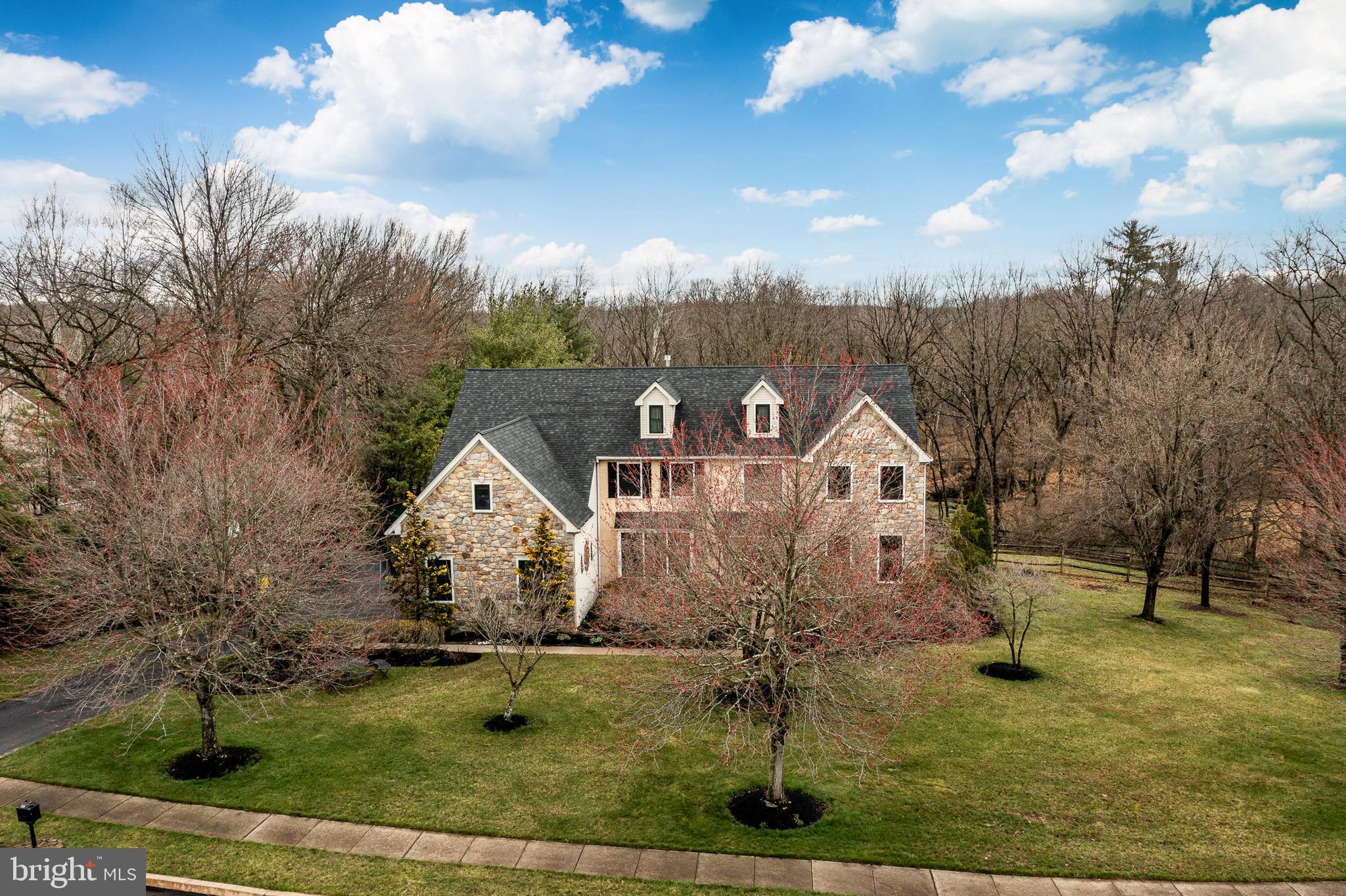 GWYNWOOD POND - Residential