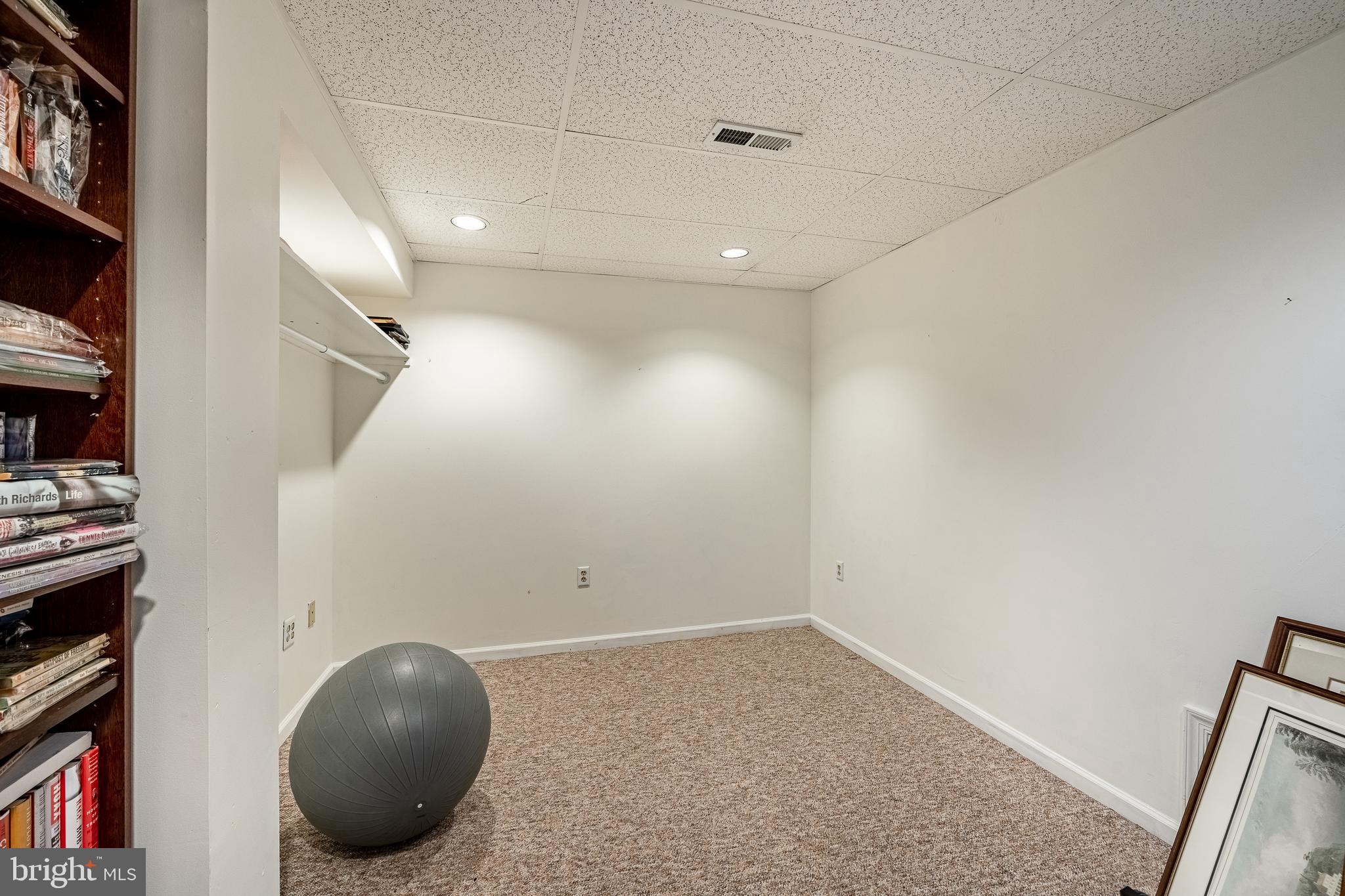 GWYNWOOD POND - Residential