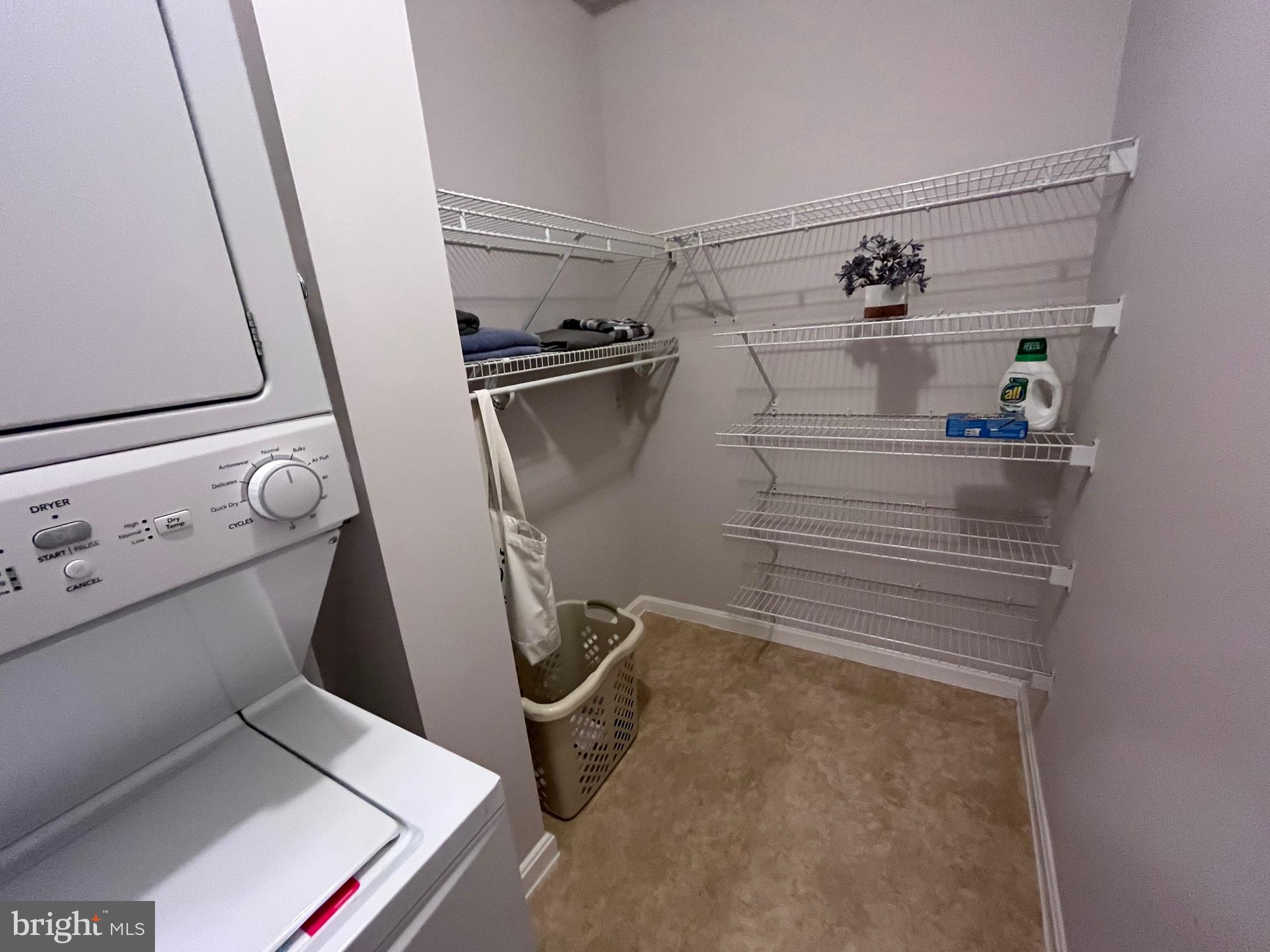 TURNBERRY COURTS AT LEIS - Residential