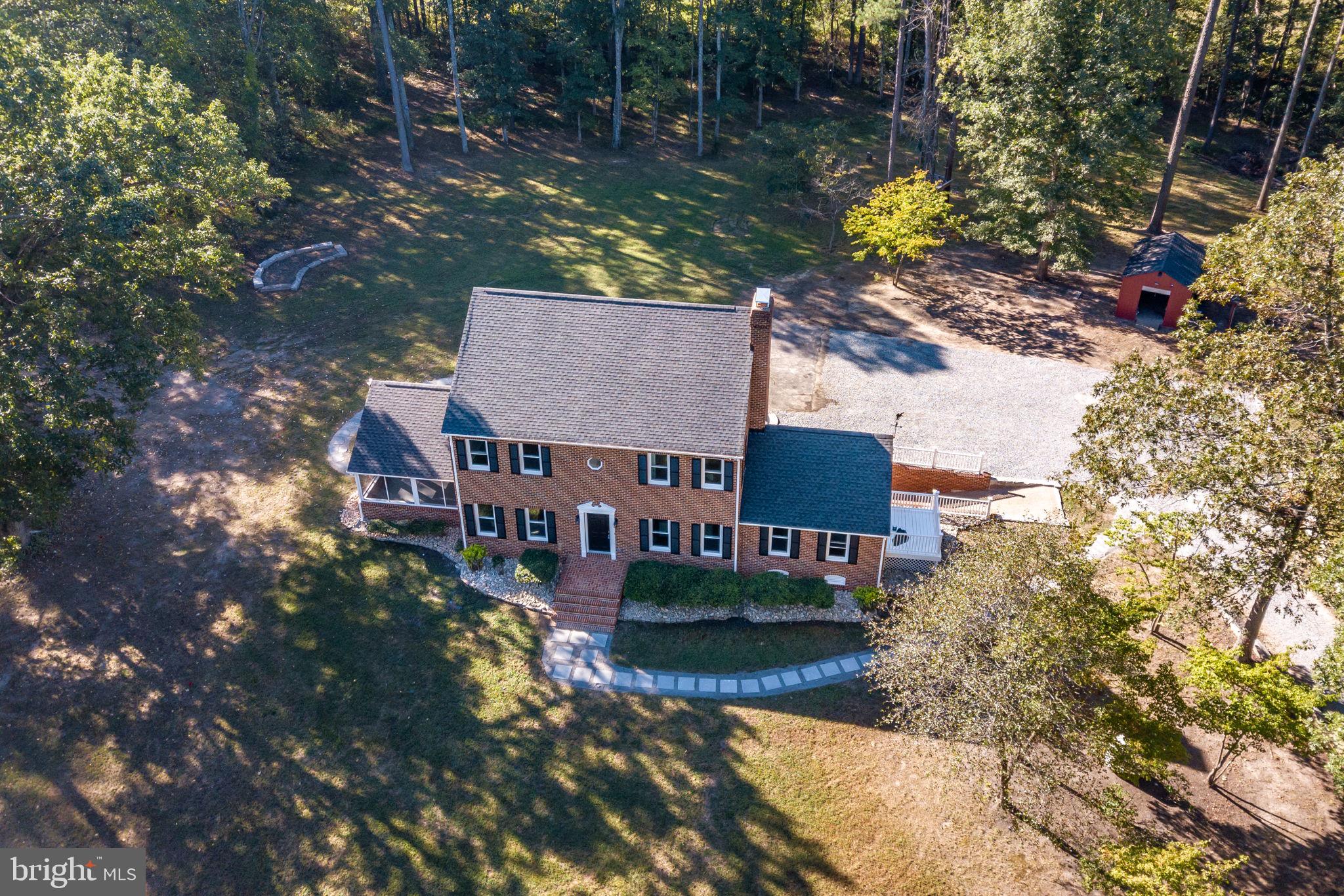 ELMONT - Residential