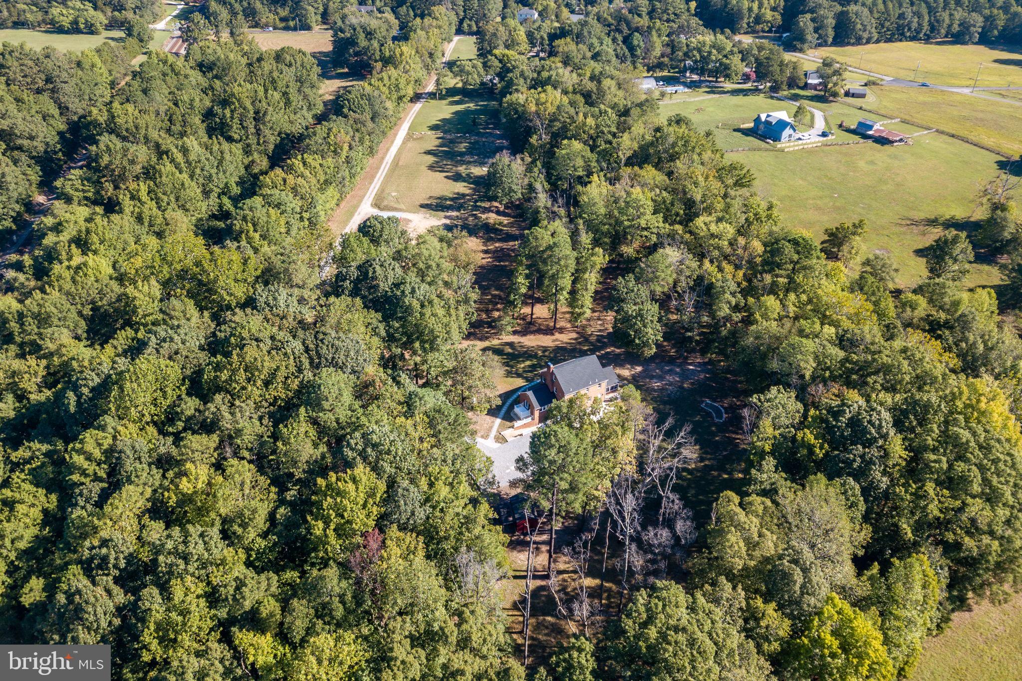 ELMONT - Residential