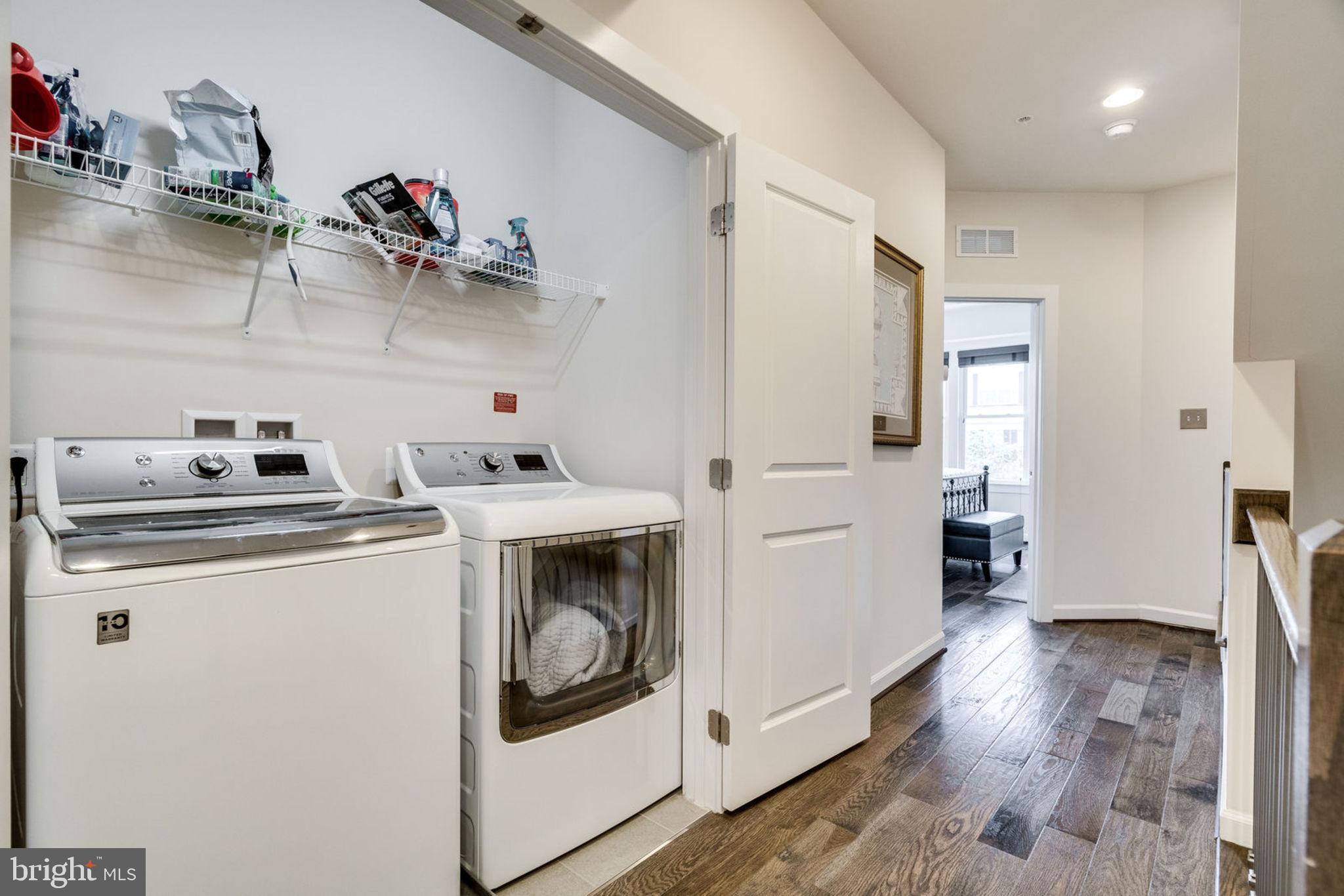 DOUGLAS PARK - Residential Lease