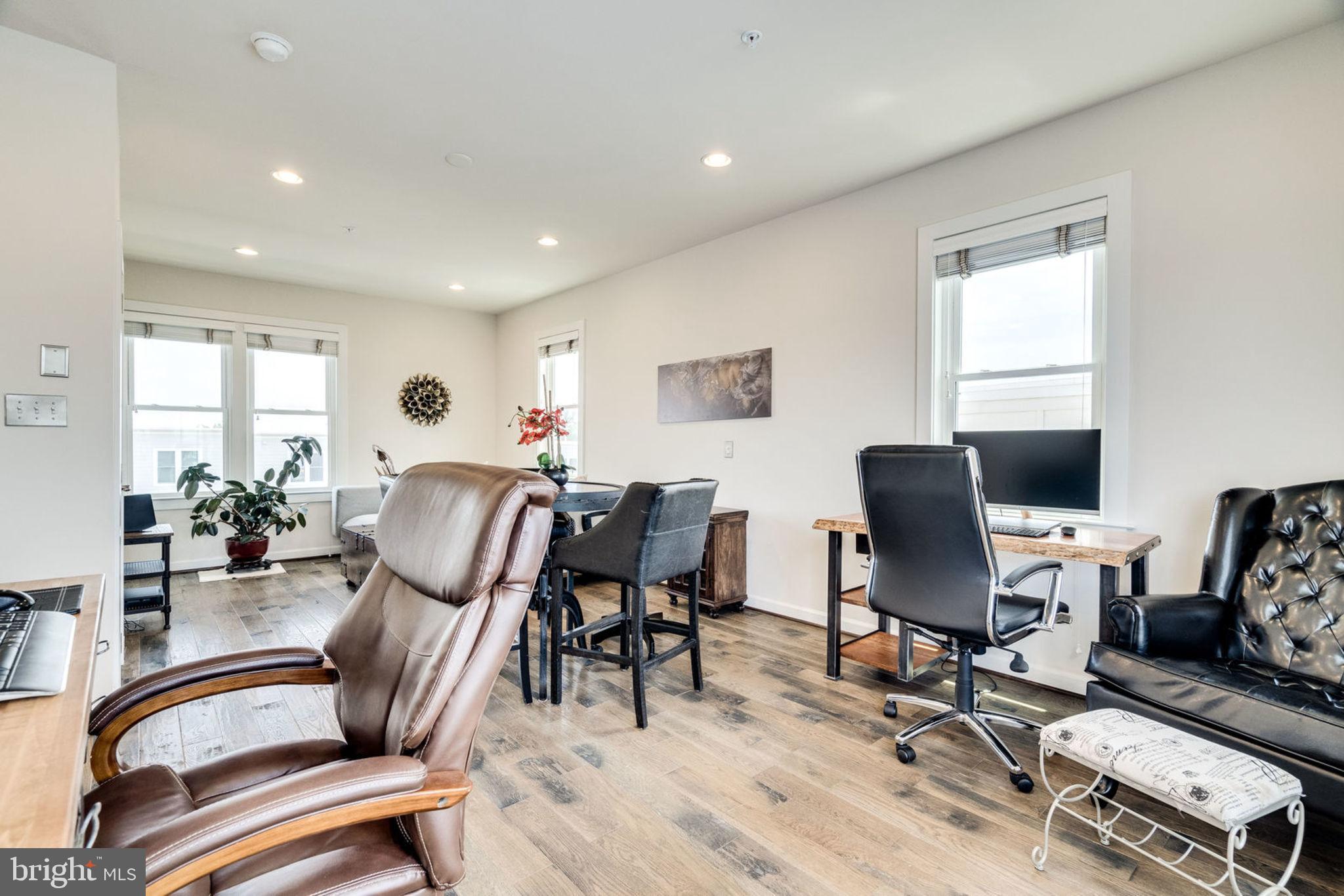 DOUGLAS PARK - Residential Lease